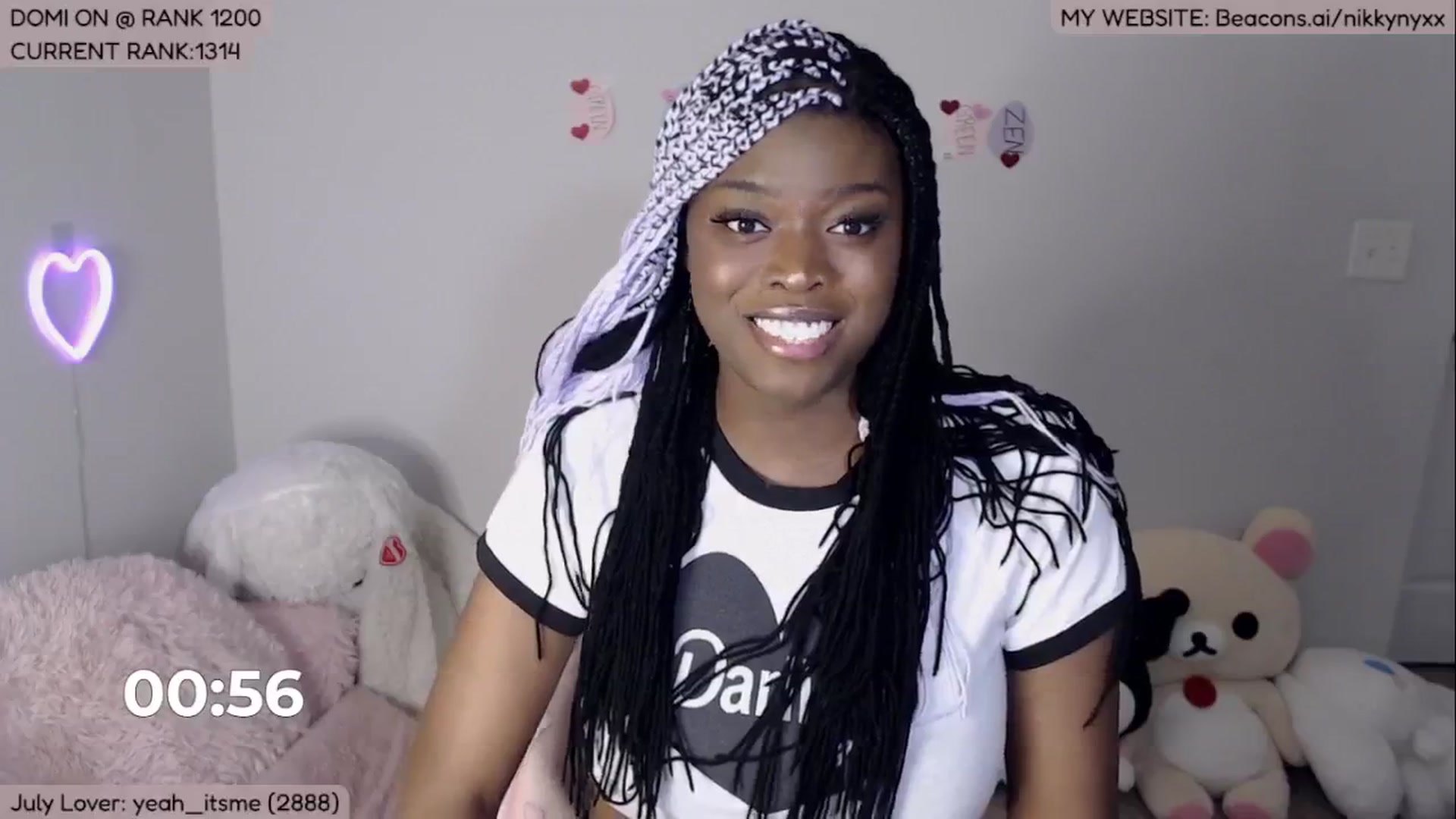 Gallery image thumbnail from NikkyNyxx's myfreecams stream on, 07/31/2024, 01:12 image 17 of 20
