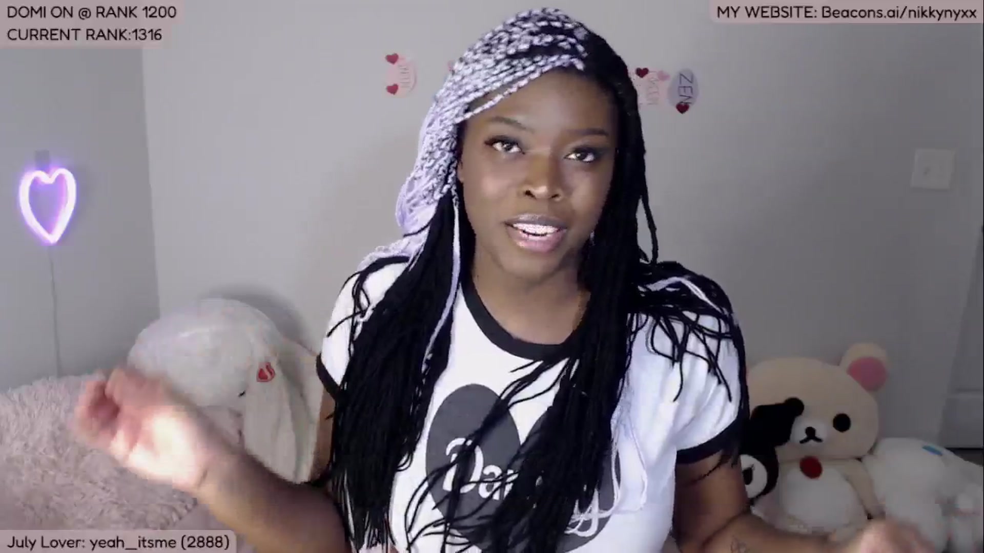 Gallery image thumbnail from NikkyNyxx's myfreecams stream on, 07/31/2024, 01:12 image 12 of 20