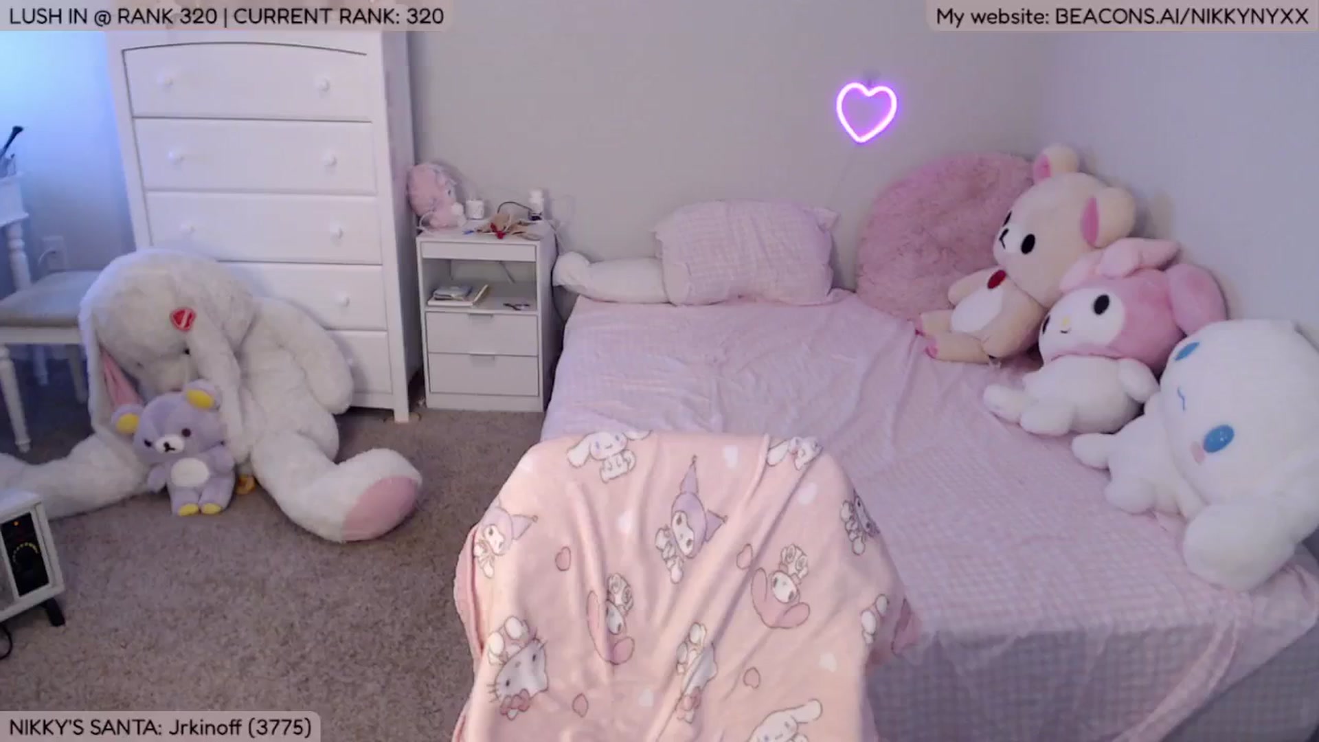 Gallery image thumbnail from NikkyNyxx's myfreecams stream on, 12/09/2024, 03:09 image 14 of 20