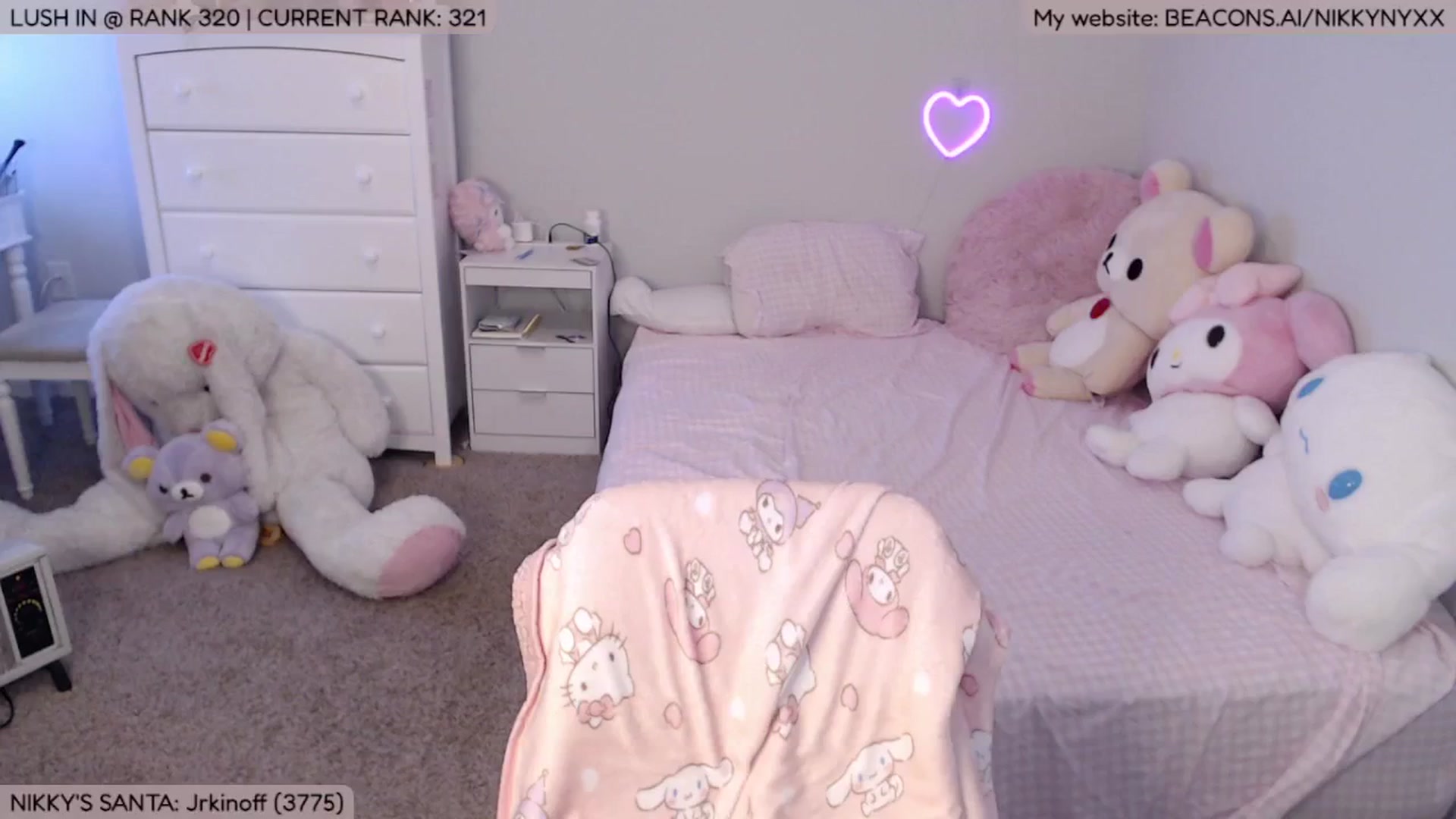 Gallery image thumbnail from NikkyNyxx's myfreecams stream on, 12/09/2024, 03:09 image 12 of 20