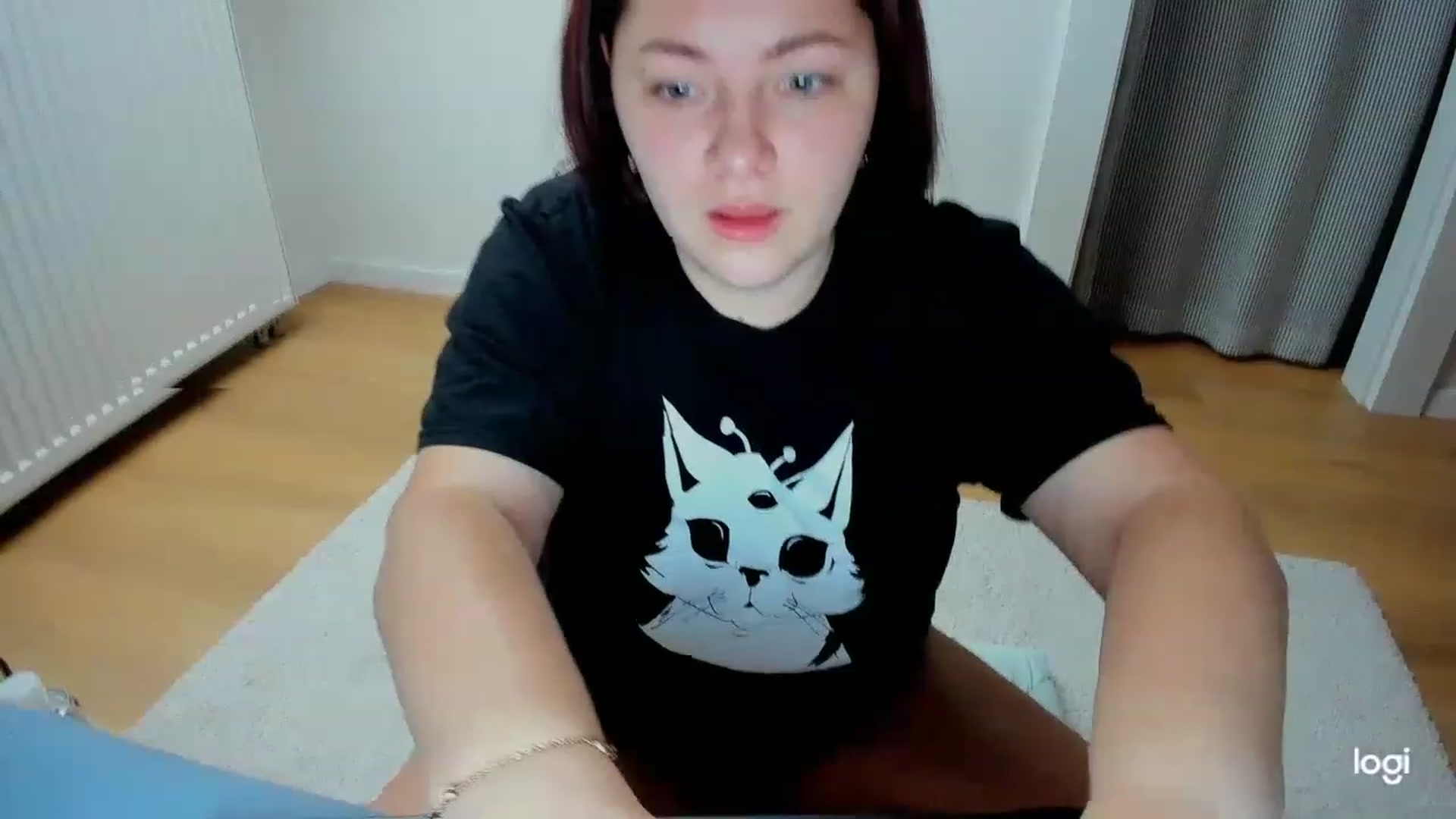 Gallery image thumbnail from Nikky_Ray's myfreecams stream on, 12/03/2022, 14:41 image 6 of 20