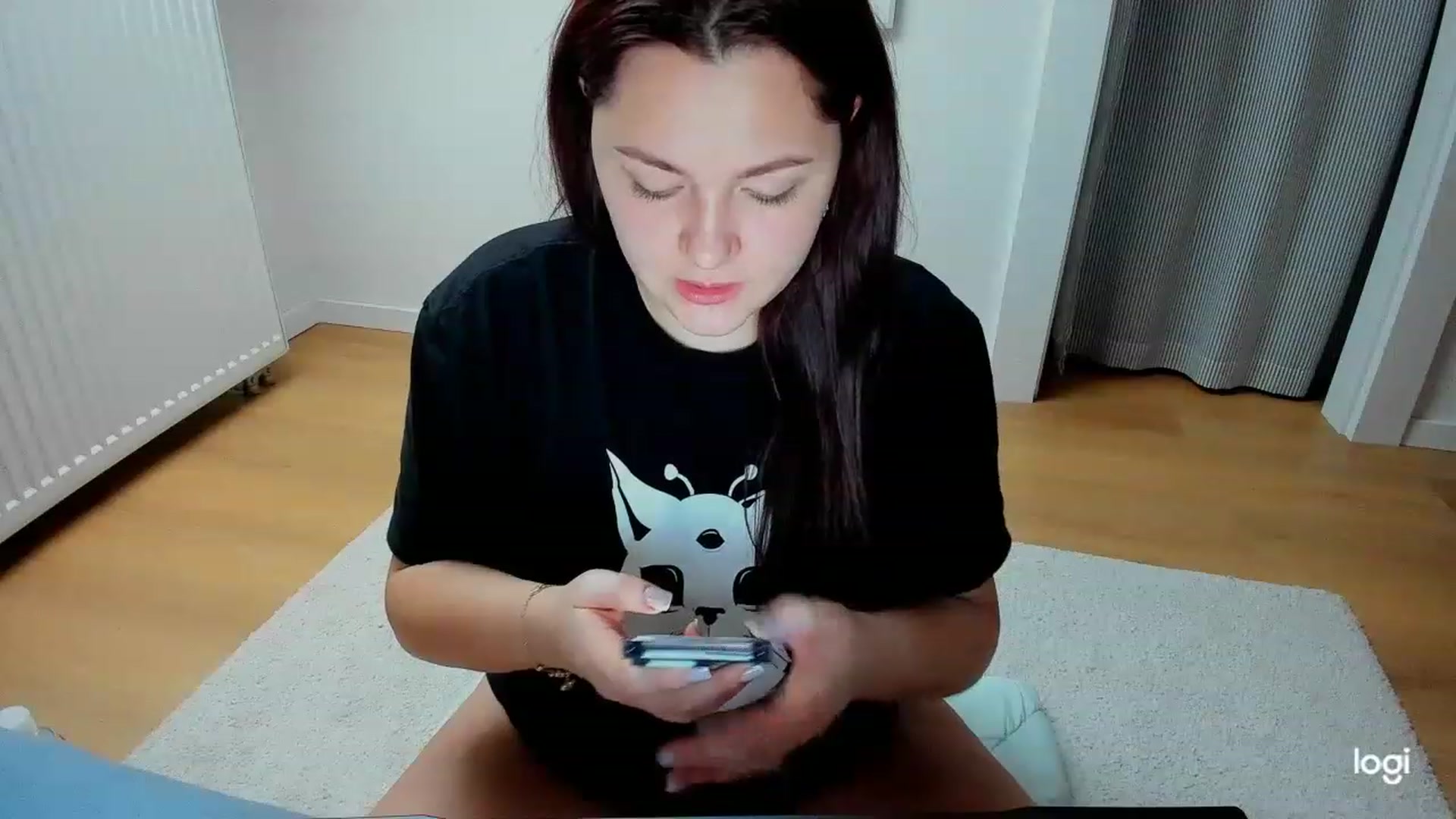 Gallery image thumbnail from Nikky_Ray's myfreecams stream on, 12/03/2022, 14:41 image 5 of 20