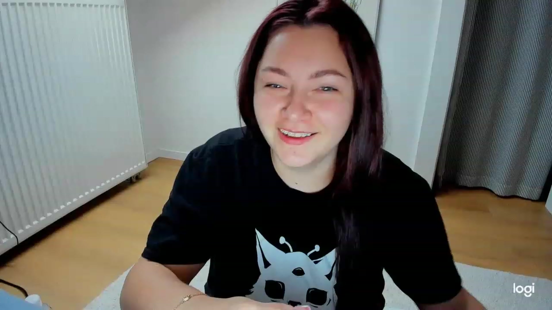 Gallery image thumbnail from Nikky_Ray's myfreecams stream on, 12/03/2022, 14:41 image 4 of 20