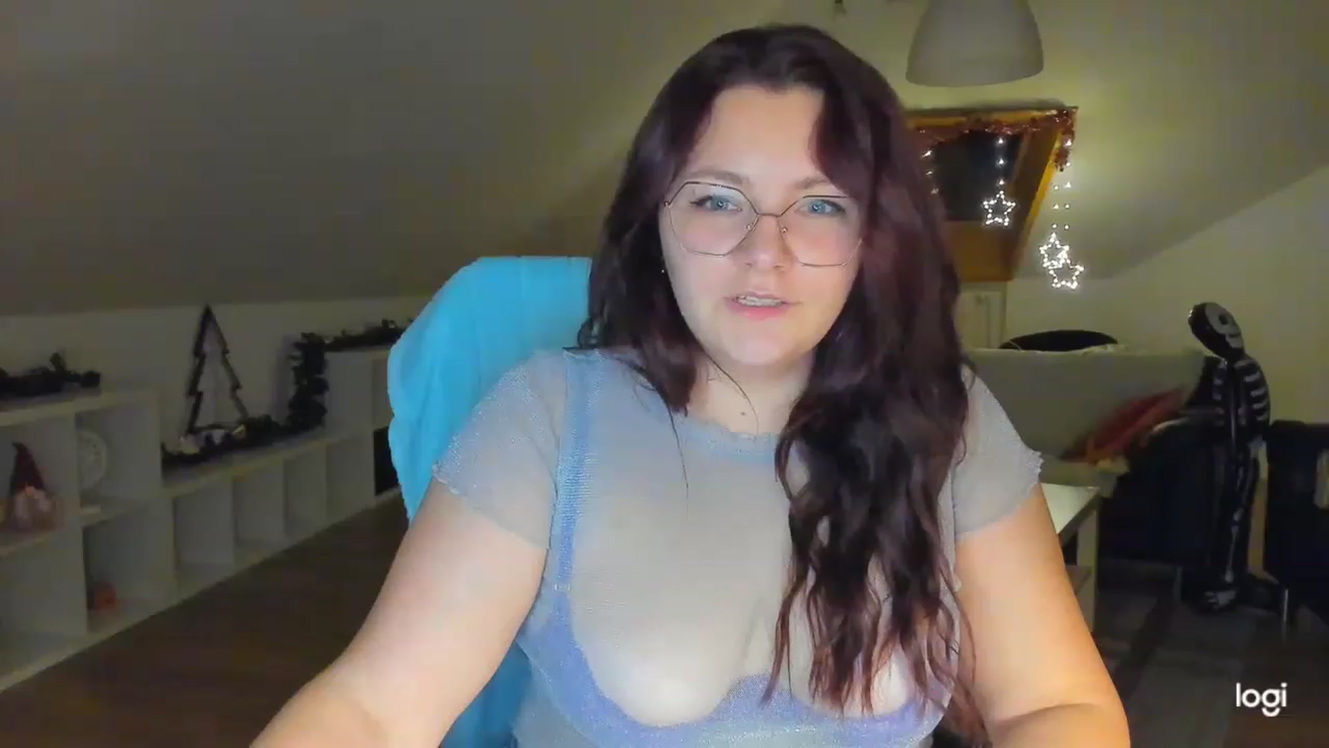 Gallery image thumbnail from Nikky_Ray's myfreecams stream on, 12/23/2022, 20:57 image 11 of 20