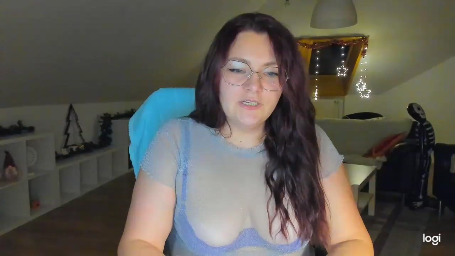 Gallery image thumbnail from Nikky_Ray's myfreecams stream on, 12/23/2022, 20:57 image 5 of 20