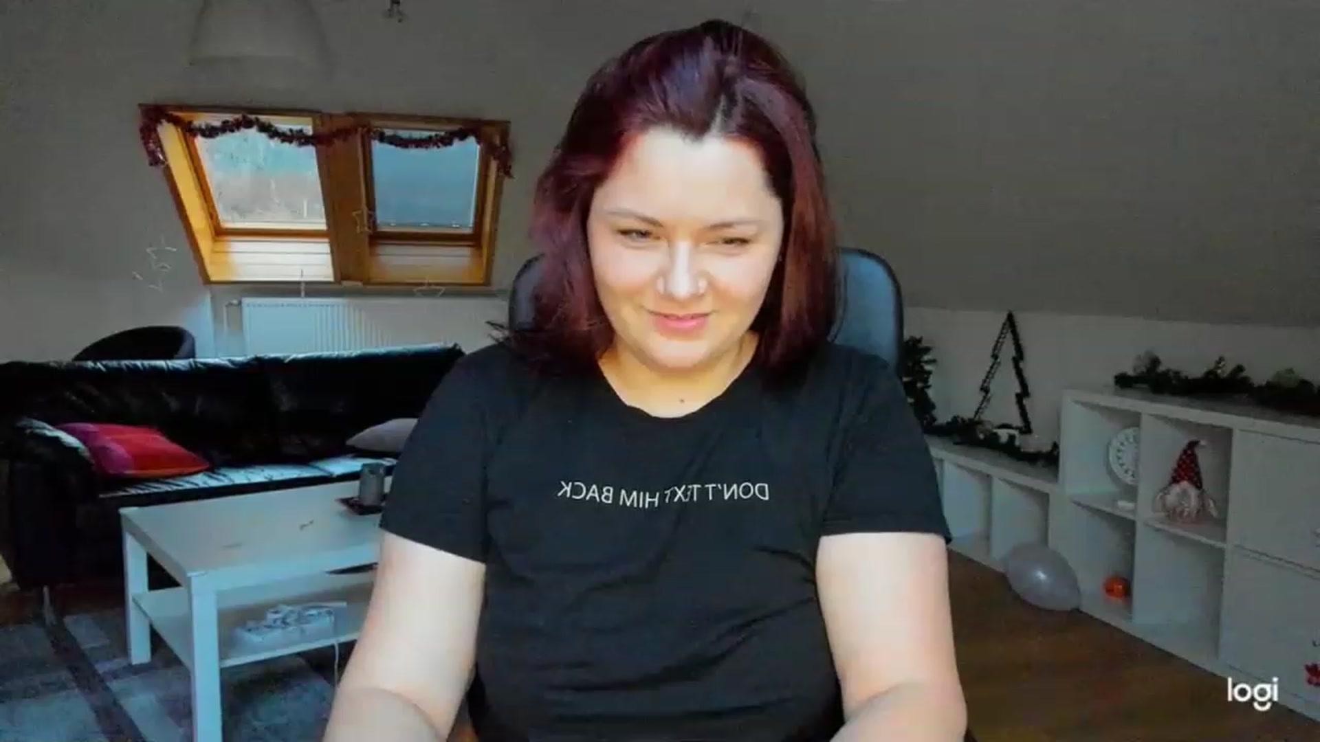 Gallery image thumbnail from Nikky_Ray's myfreecams stream on, 12/27/2022, 15:49 image 11 of 20