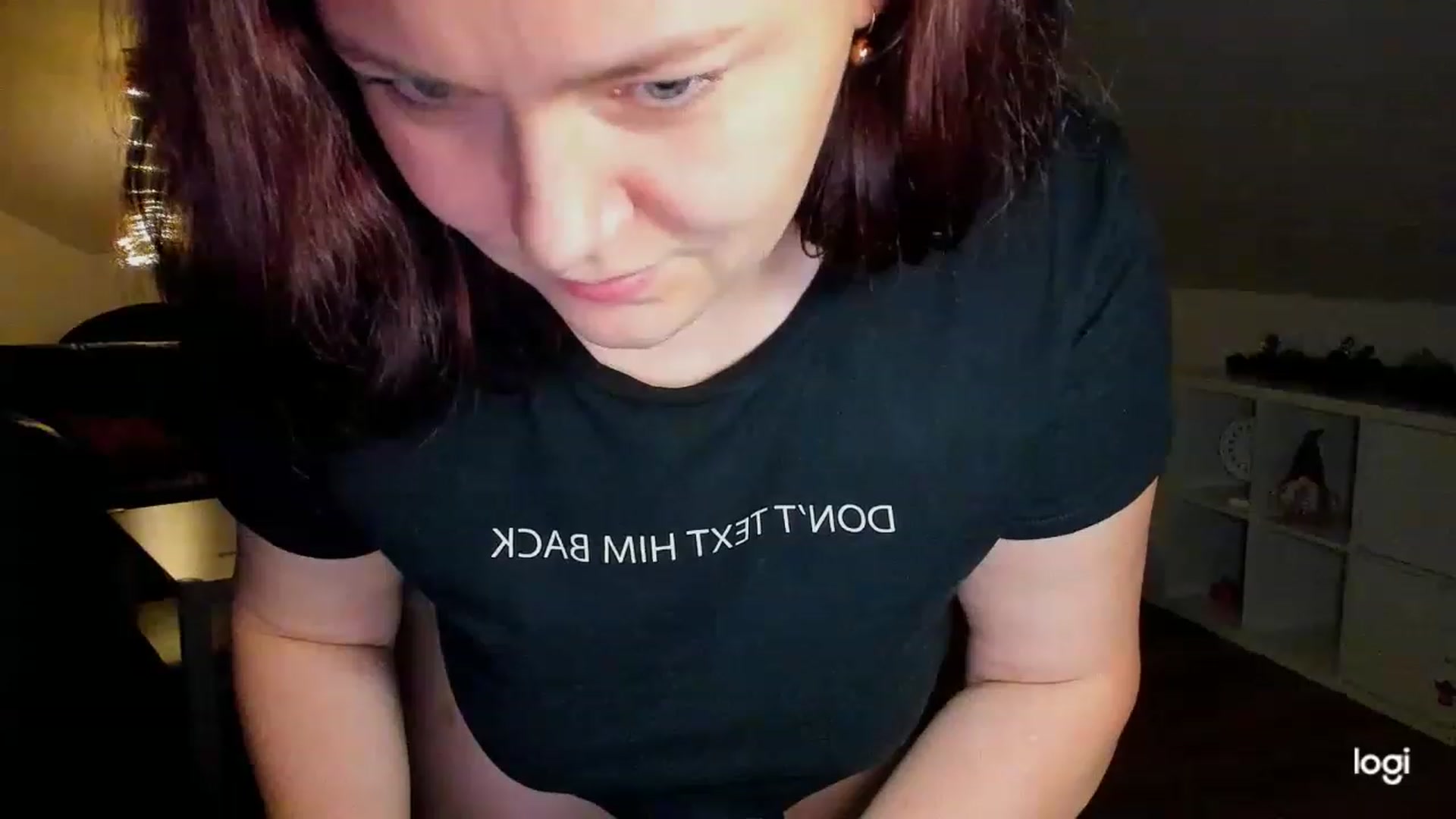 Gallery image thumbnail from Nikky_Ray's myfreecams stream on, 12/27/2022, 17:30 image 4 of 20