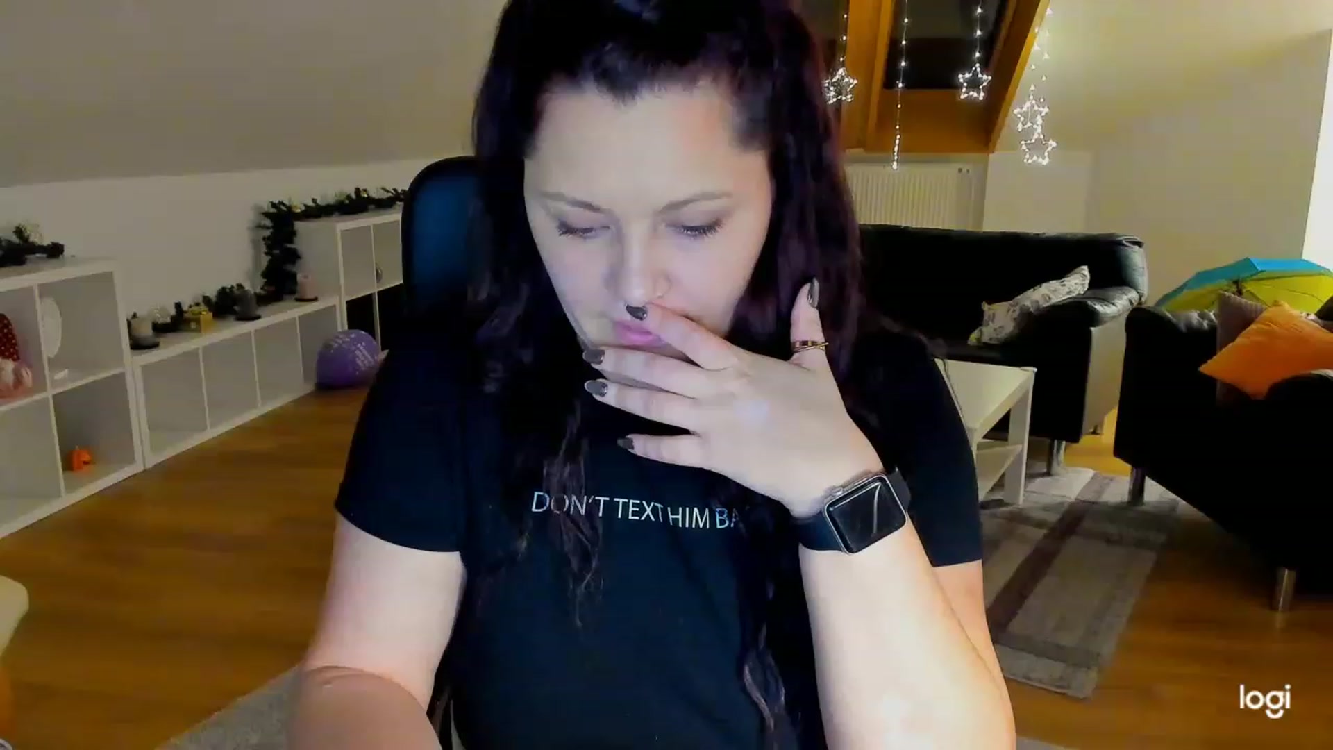 Gallery image thumbnail from Nikky_Ray's myfreecams stream on, 02/04/2023, 19:03 image 4 of 20