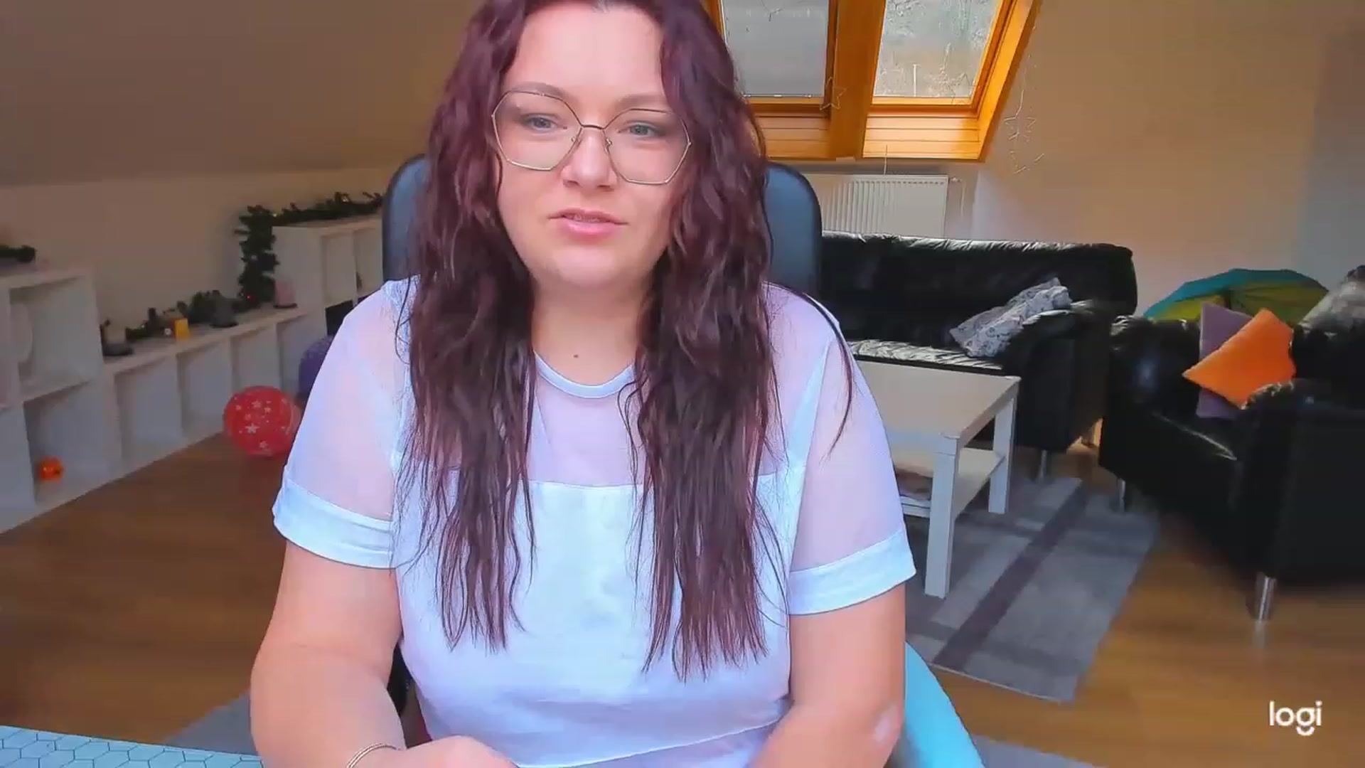 Gallery image thumbnail from Nikky_Ray's myfreecams stream on, 02/06/2023, 14:48 image 3 of 20