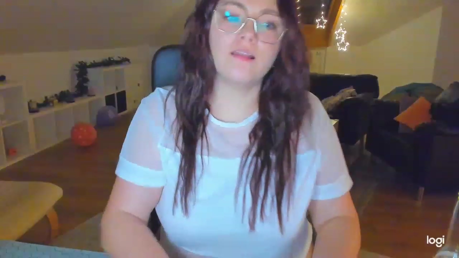 Gallery image thumbnail from Nikky_Ray's myfreecams stream on, 02/06/2023, 19:08 image 14 of 20