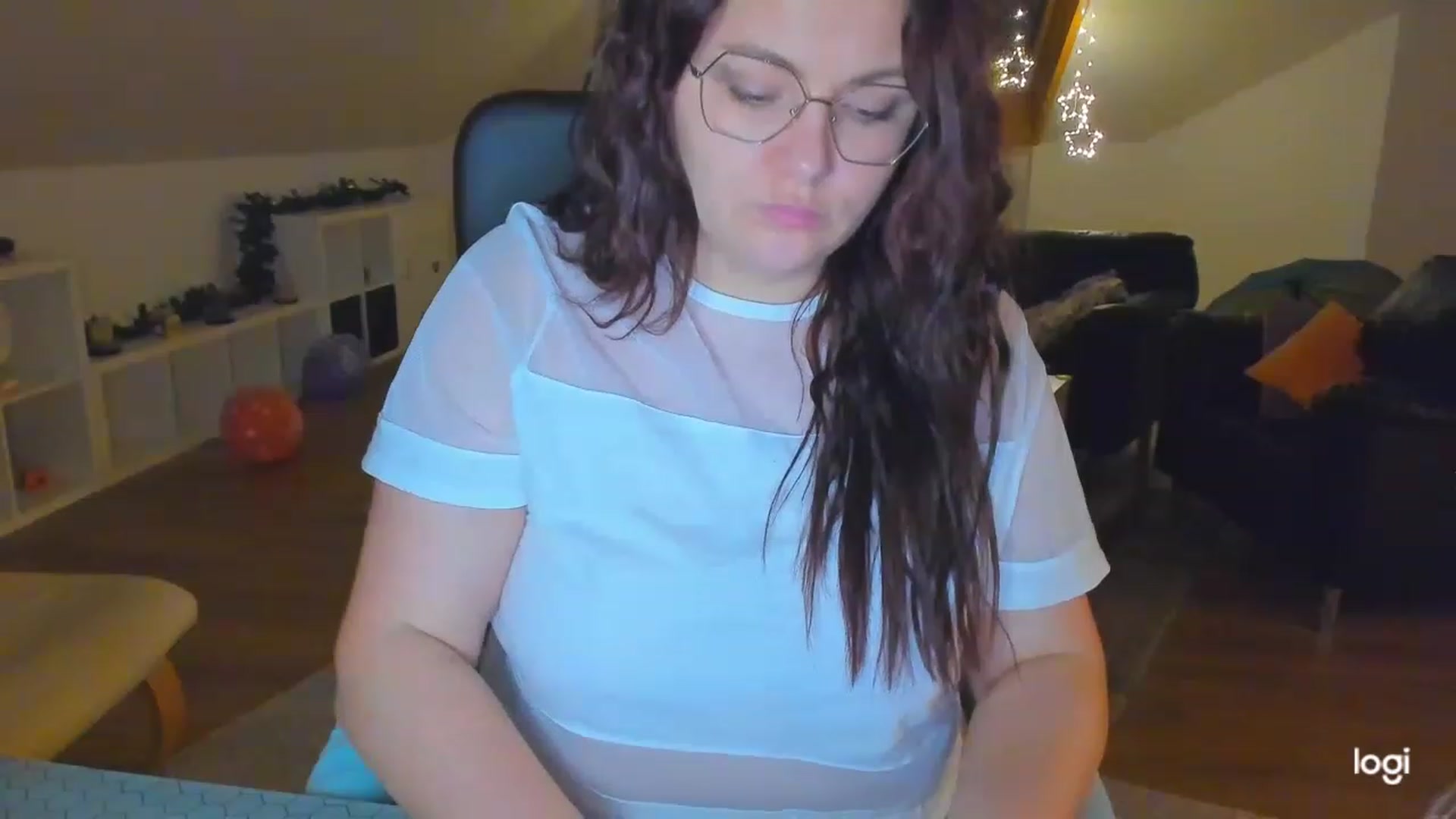 Gallery image thumbnail from Nikky_Ray's myfreecams stream on, 02/06/2023, 19:08 image 20 of 20