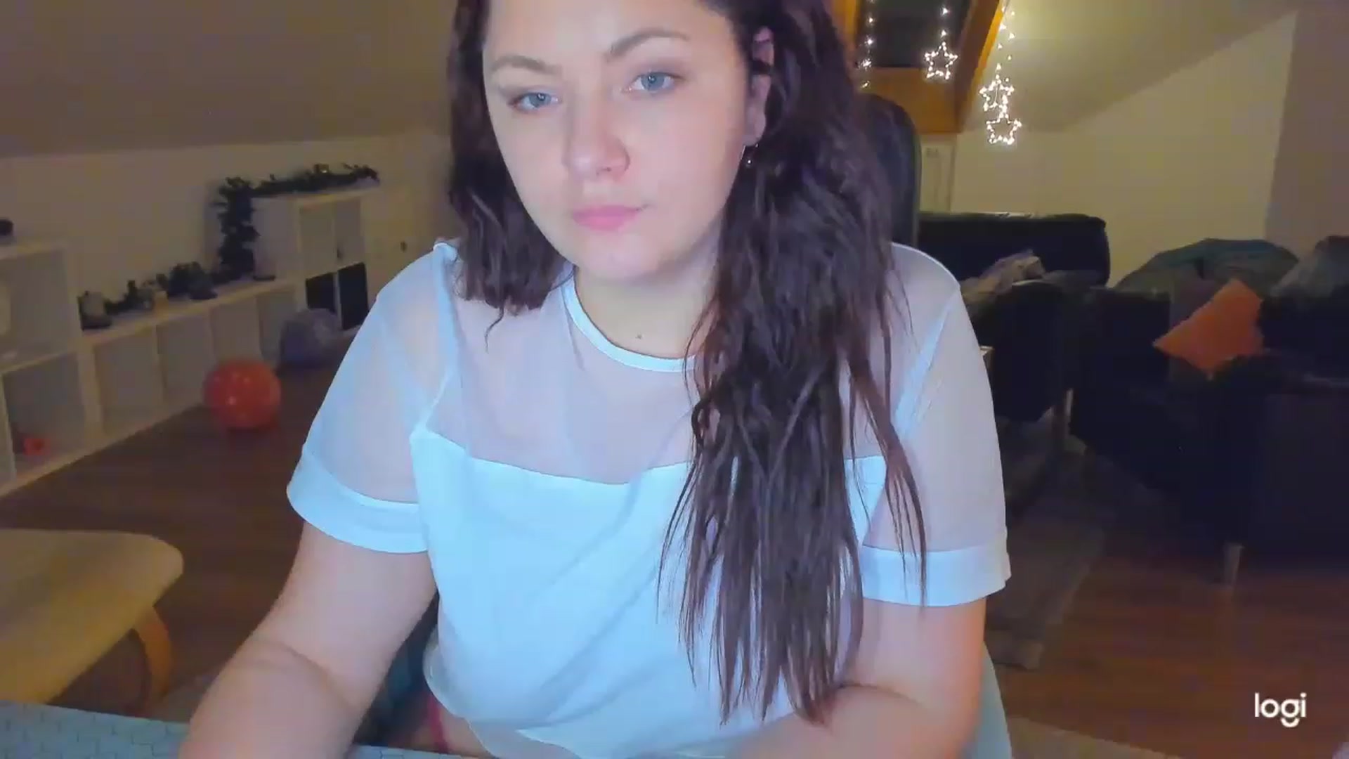 Gallery image thumbnail from Nikky_Ray's myfreecams stream on, 02/06/2023, 19:08 image 19 of 20