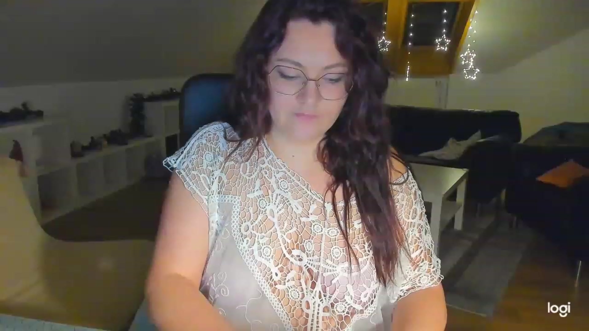 Gallery image thumbnail from Nikky_Ray's myfreecams stream on, 02/07/2023, 18:01 image 14 of 20