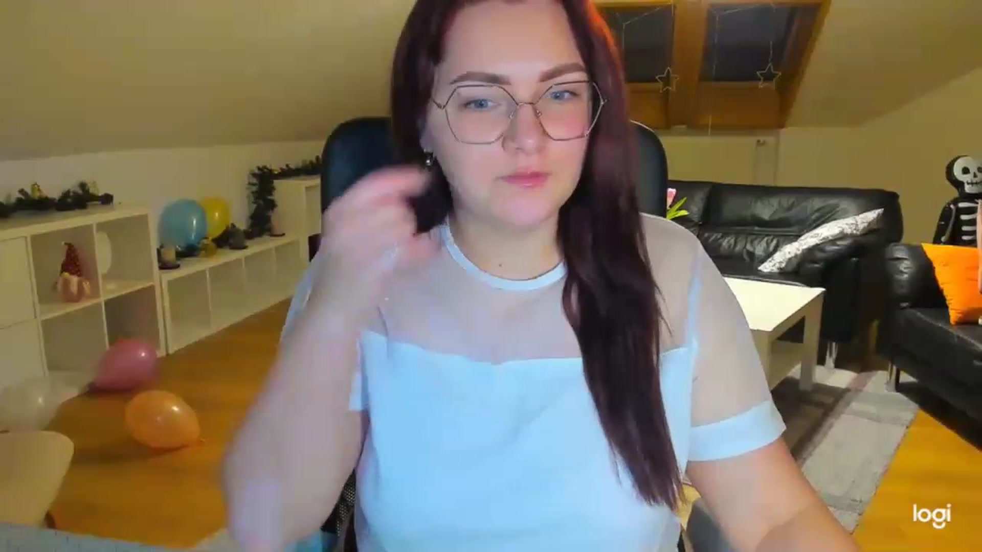 Gallery image thumbnail from Nikky_Ray's myfreecams stream on, 02/17/2023, 17:08 image 20 of 20
