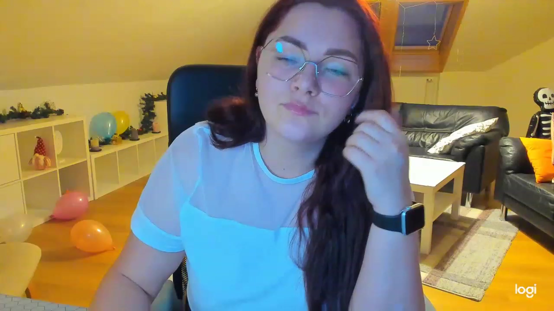 Gallery image thumbnail from Nikky_Ray's myfreecams stream on, 02/17/2023, 17:08 image 13 of 20
