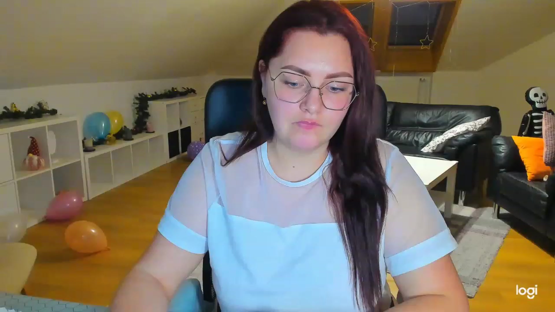 Gallery image thumbnail from Nikky_Ray's myfreecams stream on, 02/17/2023, 18:00 image 5 of 20