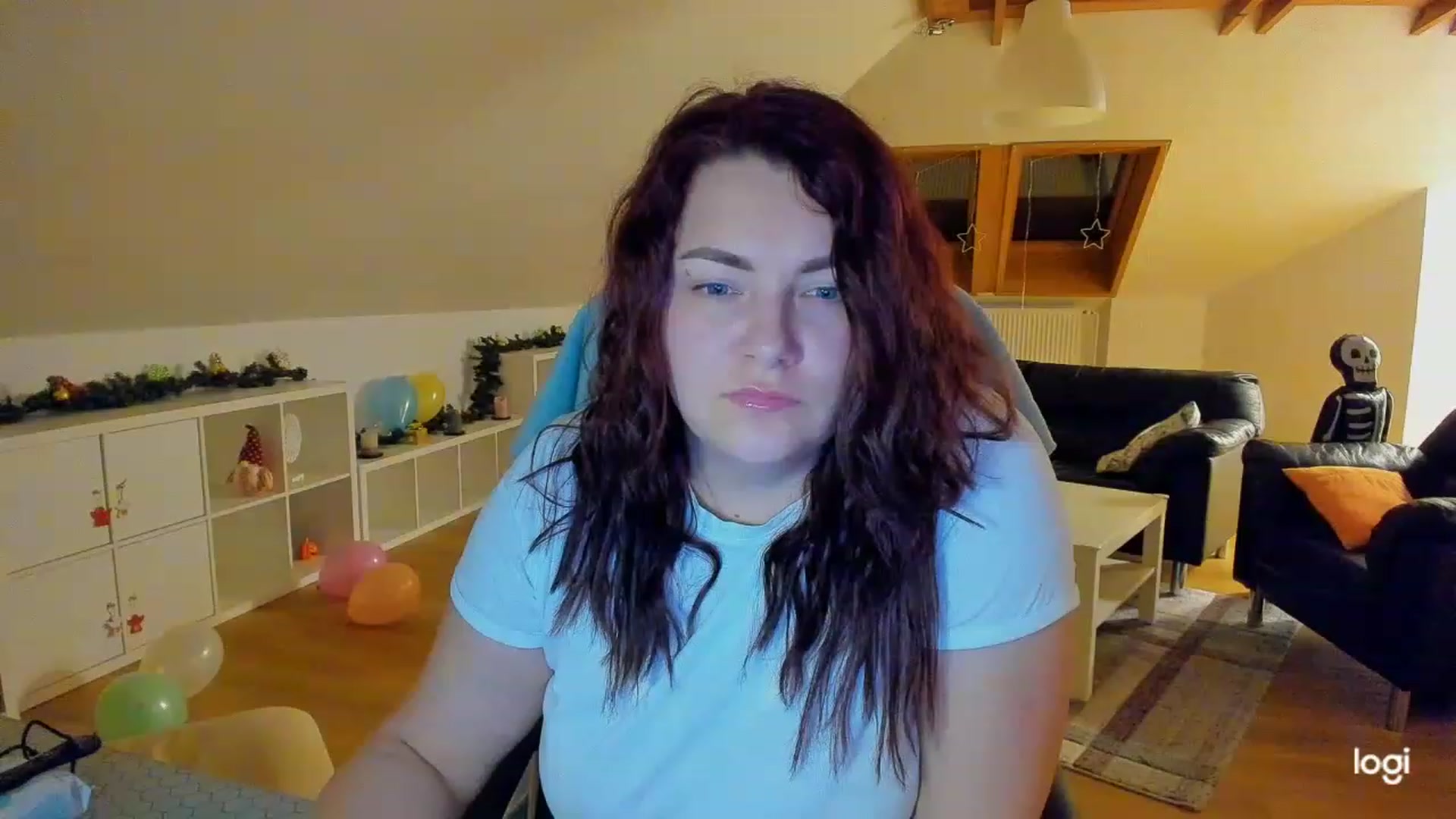 Gallery image thumbnail from Nikky_Ray's myfreecams stream on, 02/22/2023, 18:11 image 9 of 20