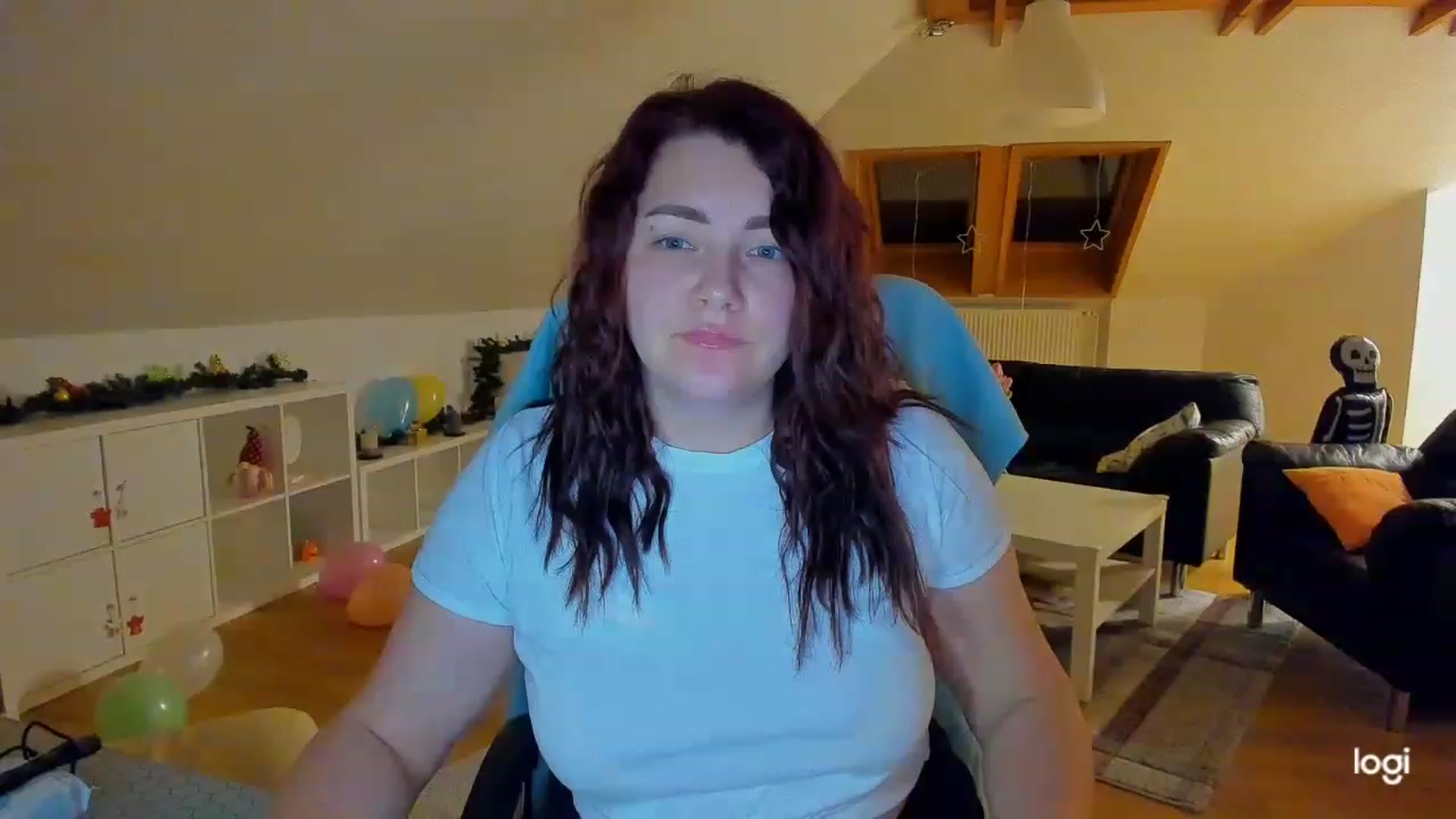 Gallery image thumbnail from Nikky_Ray's myfreecams stream on, 02/22/2023, 18:11 image 1 of 20