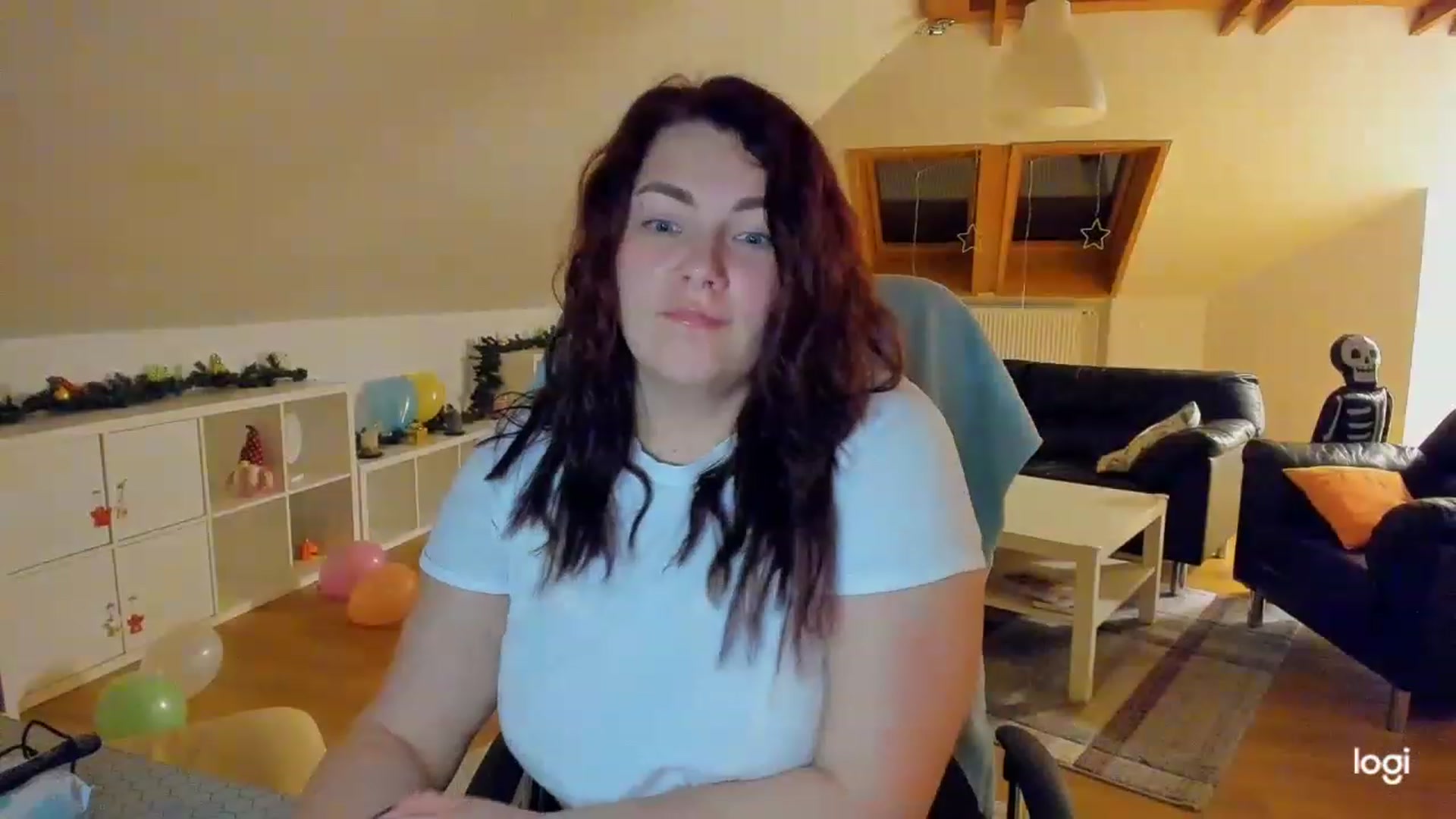 Gallery image thumbnail from Nikky_Ray's myfreecams stream on, 02/22/2023, 18:11 image 7 of 20