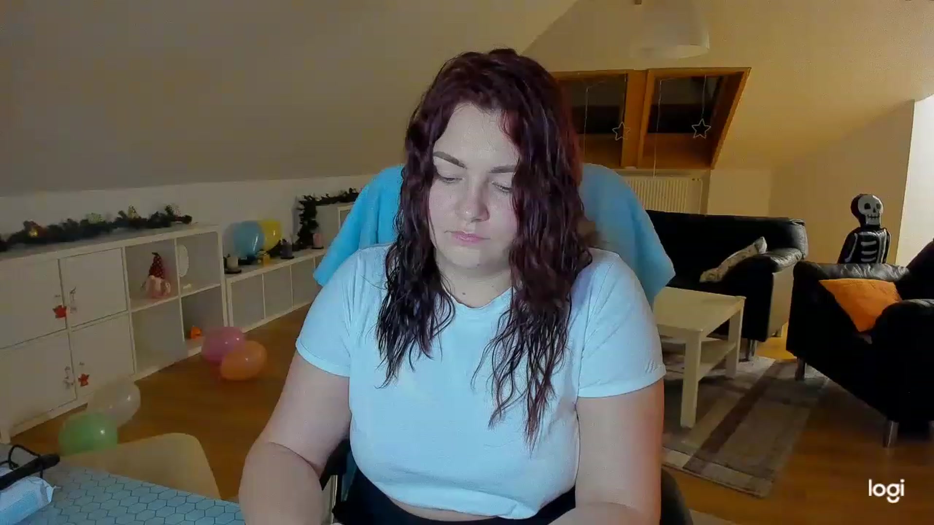 Gallery image thumbnail from Nikky_Ray's myfreecams stream on, 02/22/2023, 19:00 image 10 of 20