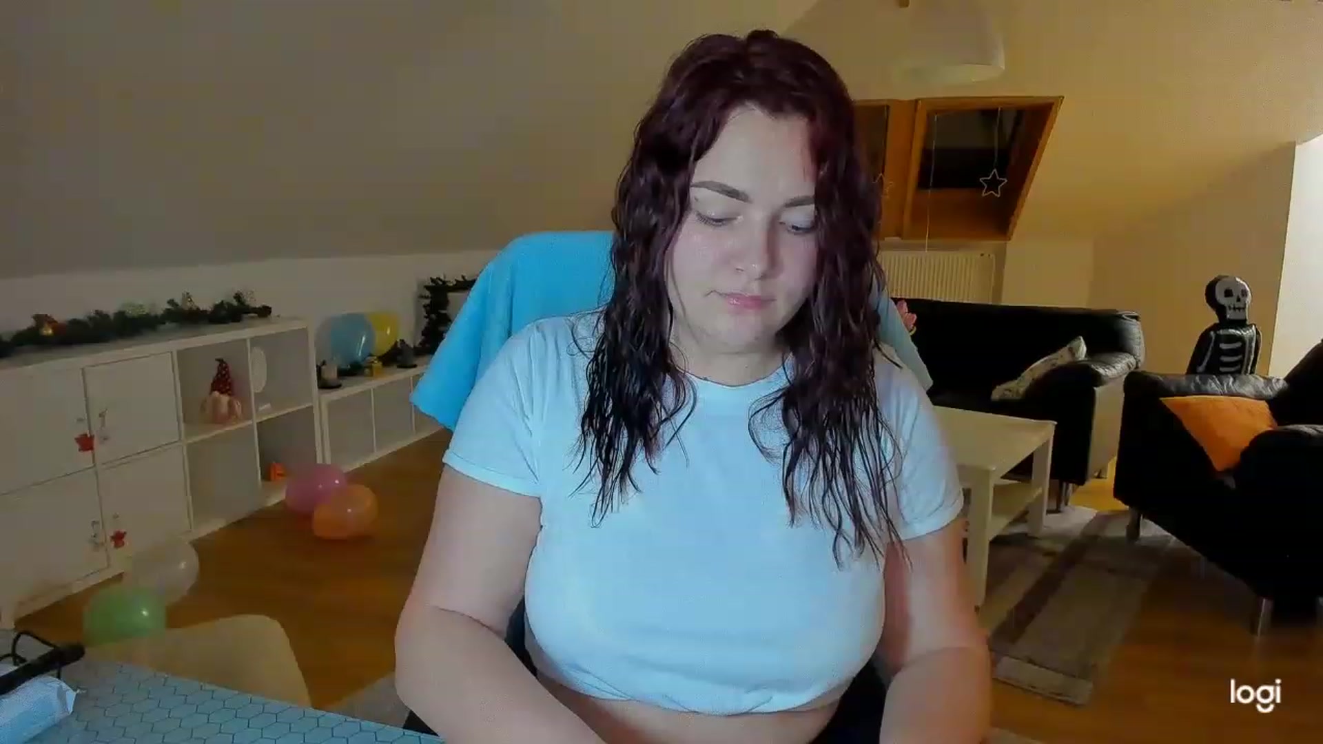 Gallery image thumbnail from Nikky_Ray's myfreecams stream on, 02/22/2023, 19:00 image 2 of 20