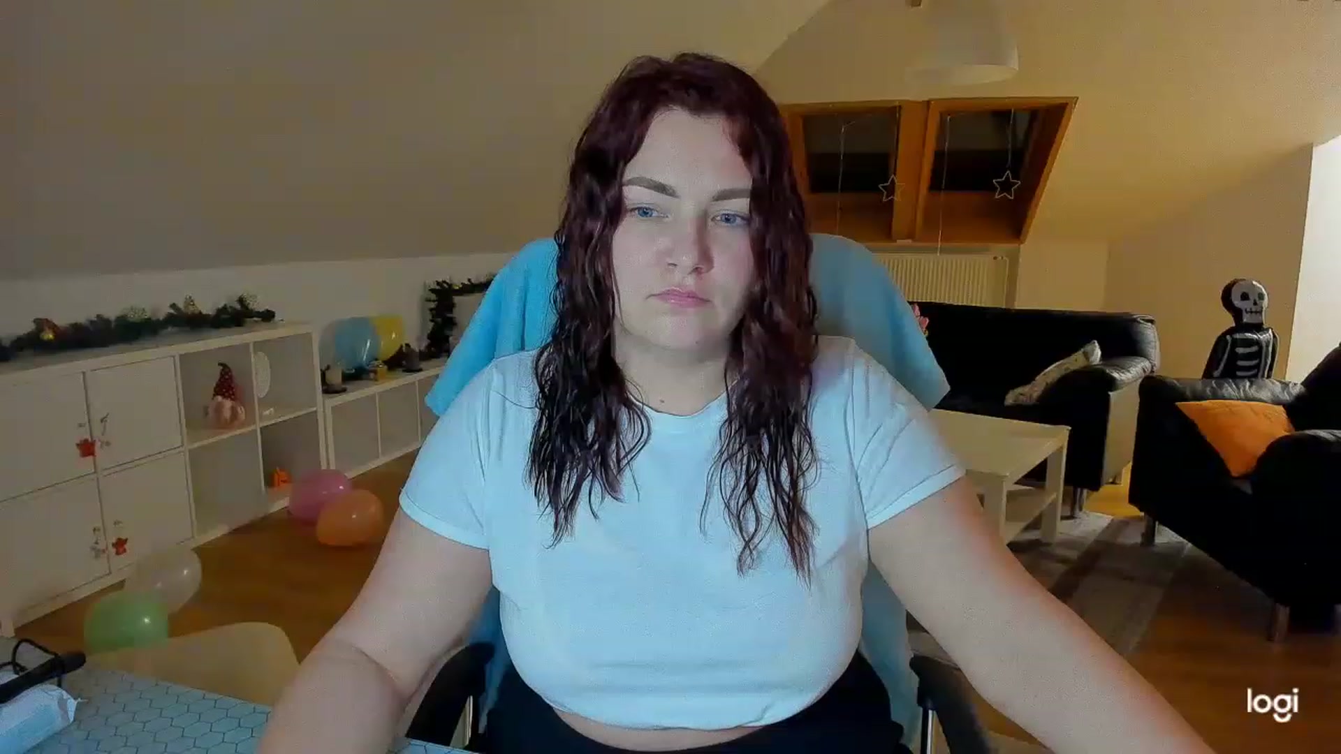 Gallery image thumbnail from Nikky_Ray's myfreecams stream on, 02/22/2023, 19:00 image 9 of 20