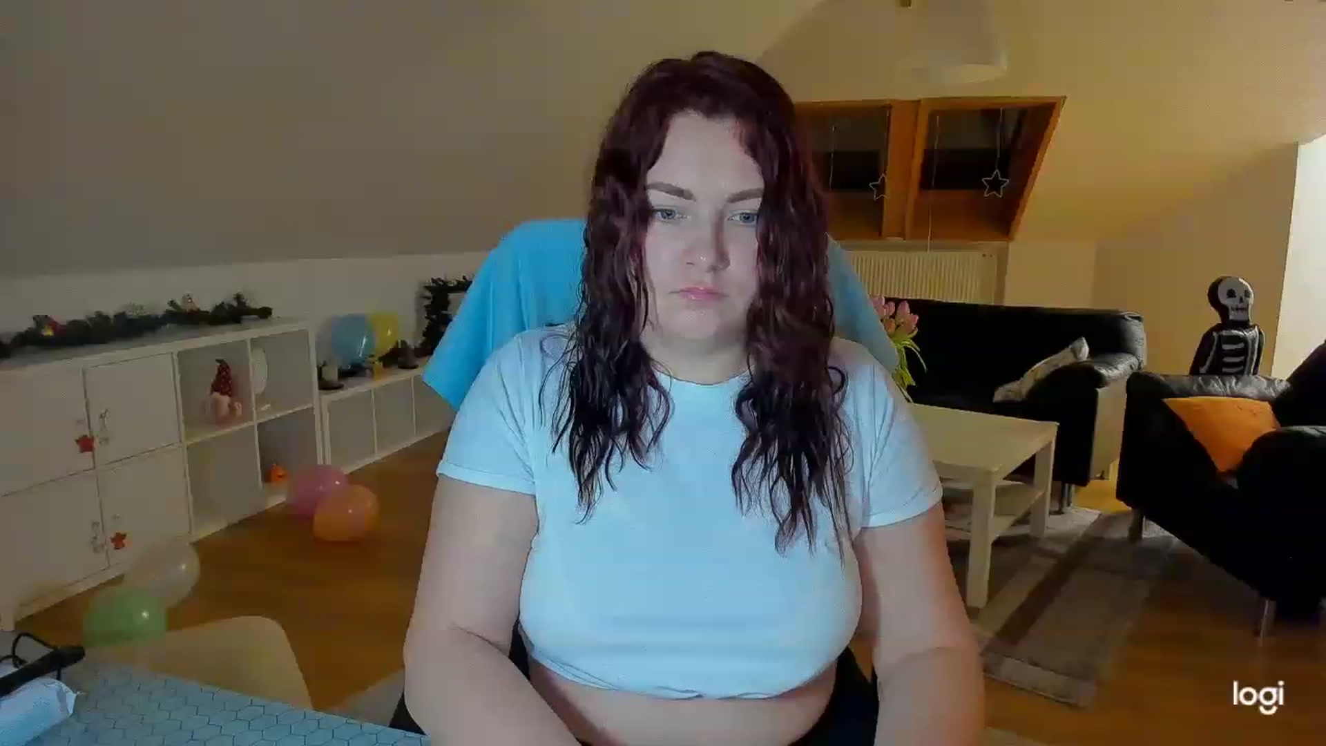 Gallery image thumbnail from Nikky_Ray's myfreecams stream on, 02/22/2023, 19:00 image 19 of 20
