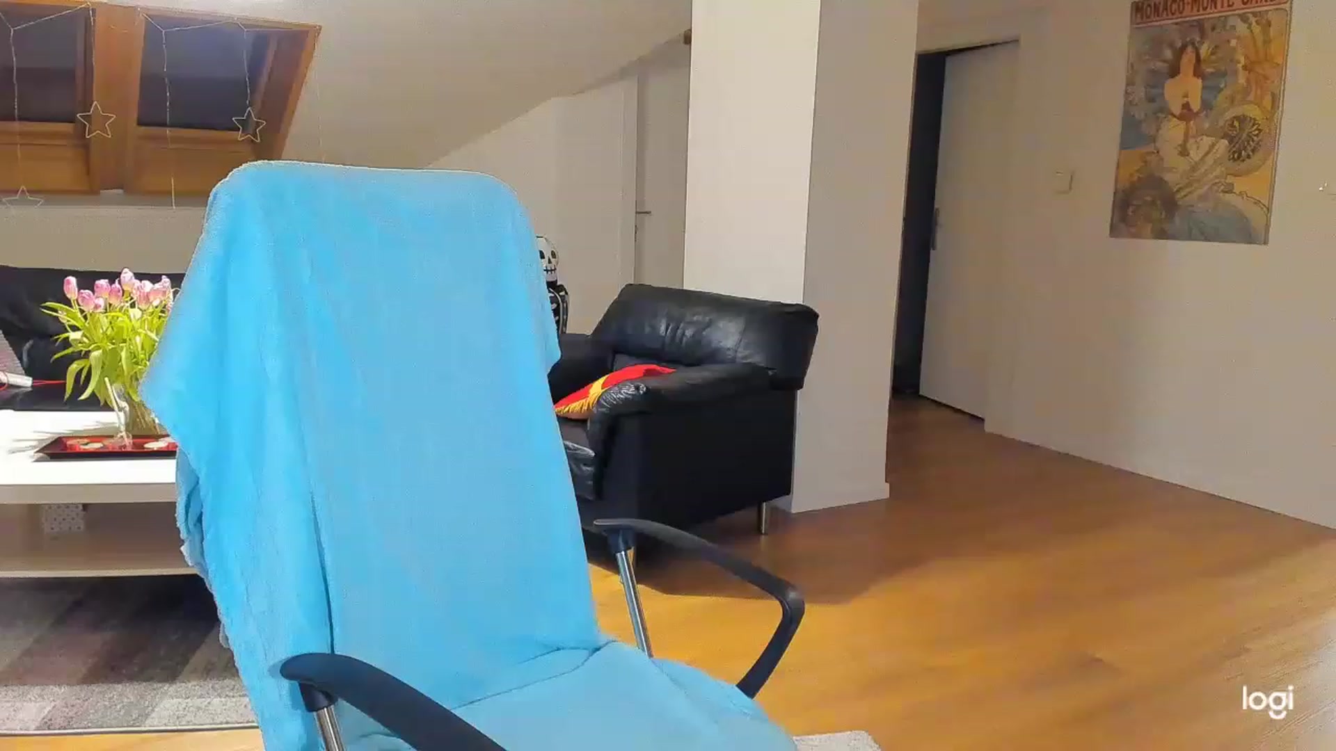 Gallery image thumbnail from Nikky_Ray's myfreecams stream on, 02/23/2023, 19:39 image 1 of 20