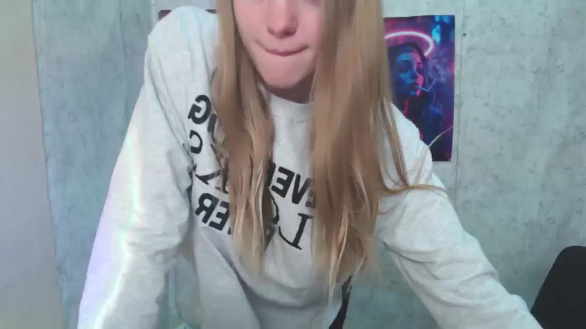 Gallery image thumbnail from NikolTepliss_'s myfreecams stream on, 10/31/2025, 12:12 image 16 of 20