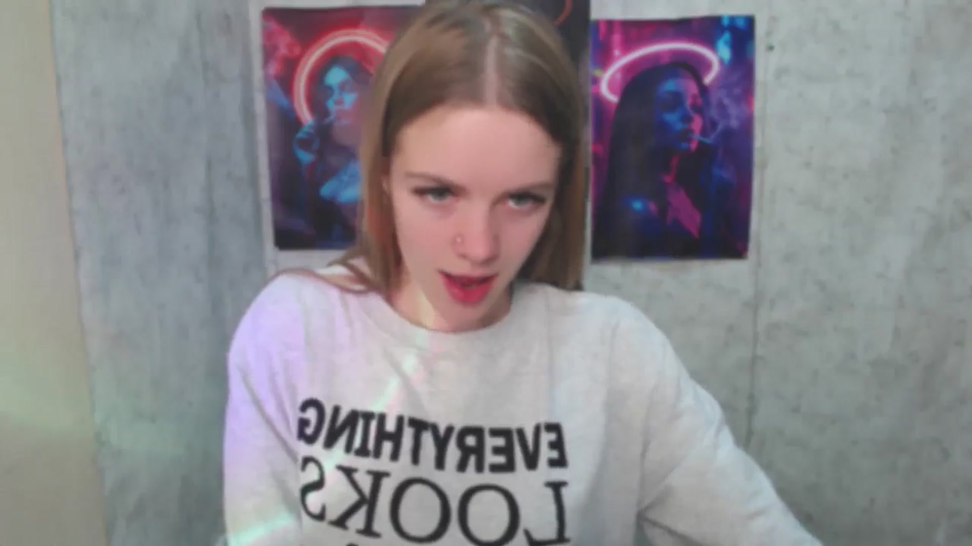 Gallery image thumbnail from NikolTepliss_'s myfreecams stream on, 10/31/2025, 20:33 image 17 of 20