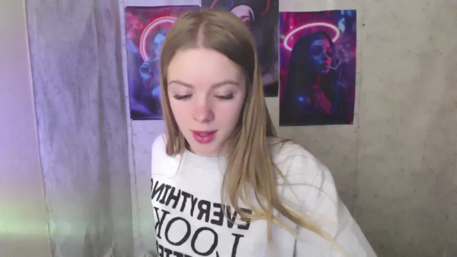 Gallery image thumbnail from NikolTepliss_'s myfreecams stream on, 10/31/2025, 23:37 image 17 of 20