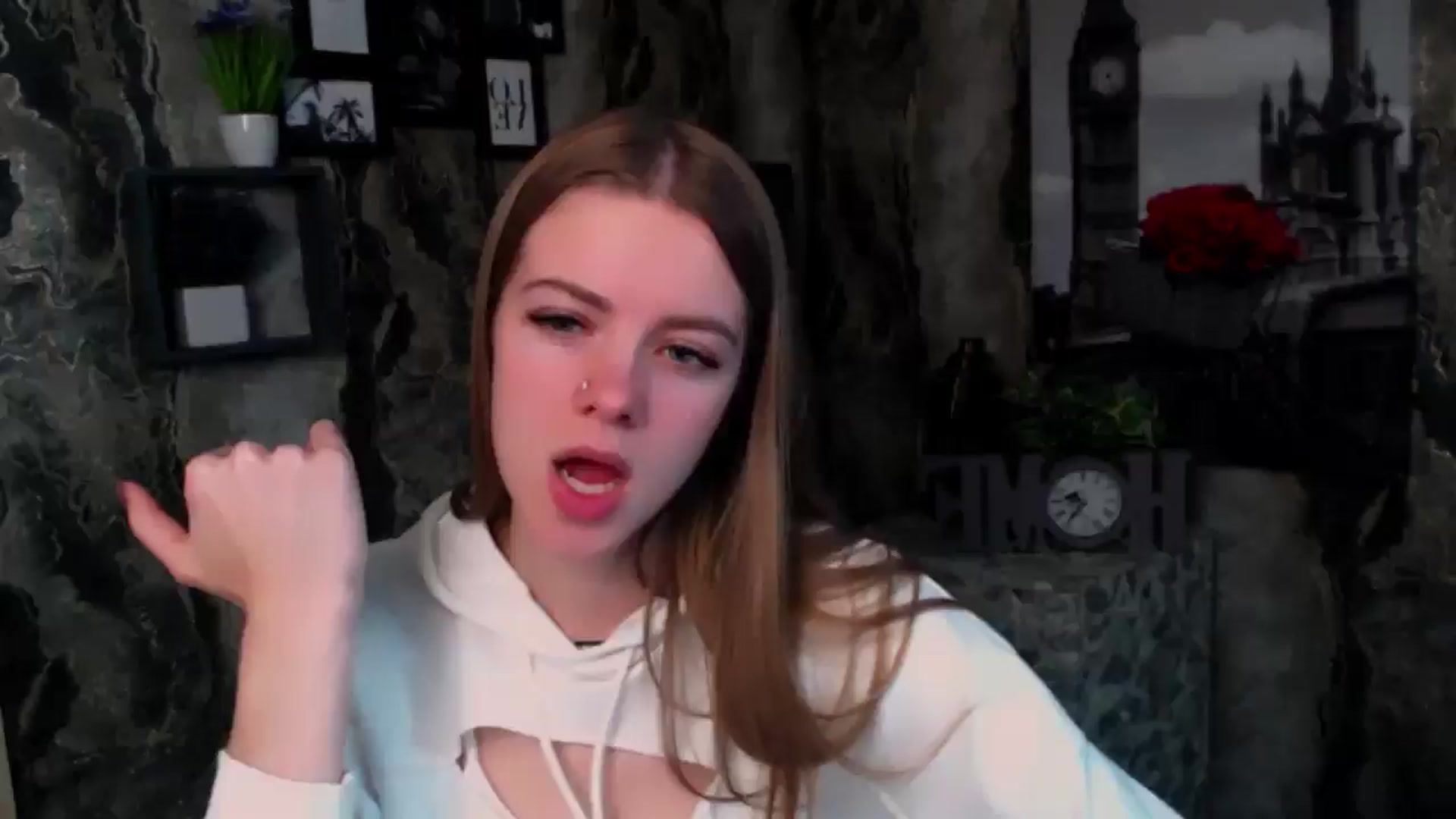 Gallery image thumbnail from NikolTepliss_'s myfreecams stream on, 11/03/2025, 15:29 image 17 of 20