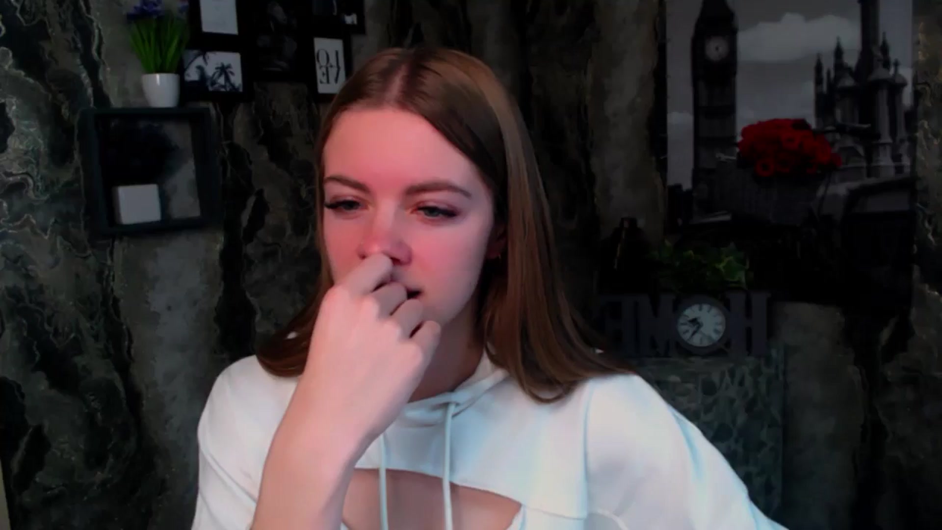 Gallery image thumbnail from NikolTepliss_'s myfreecams stream on, 11/03/2025, 15:29 image 6 of 20