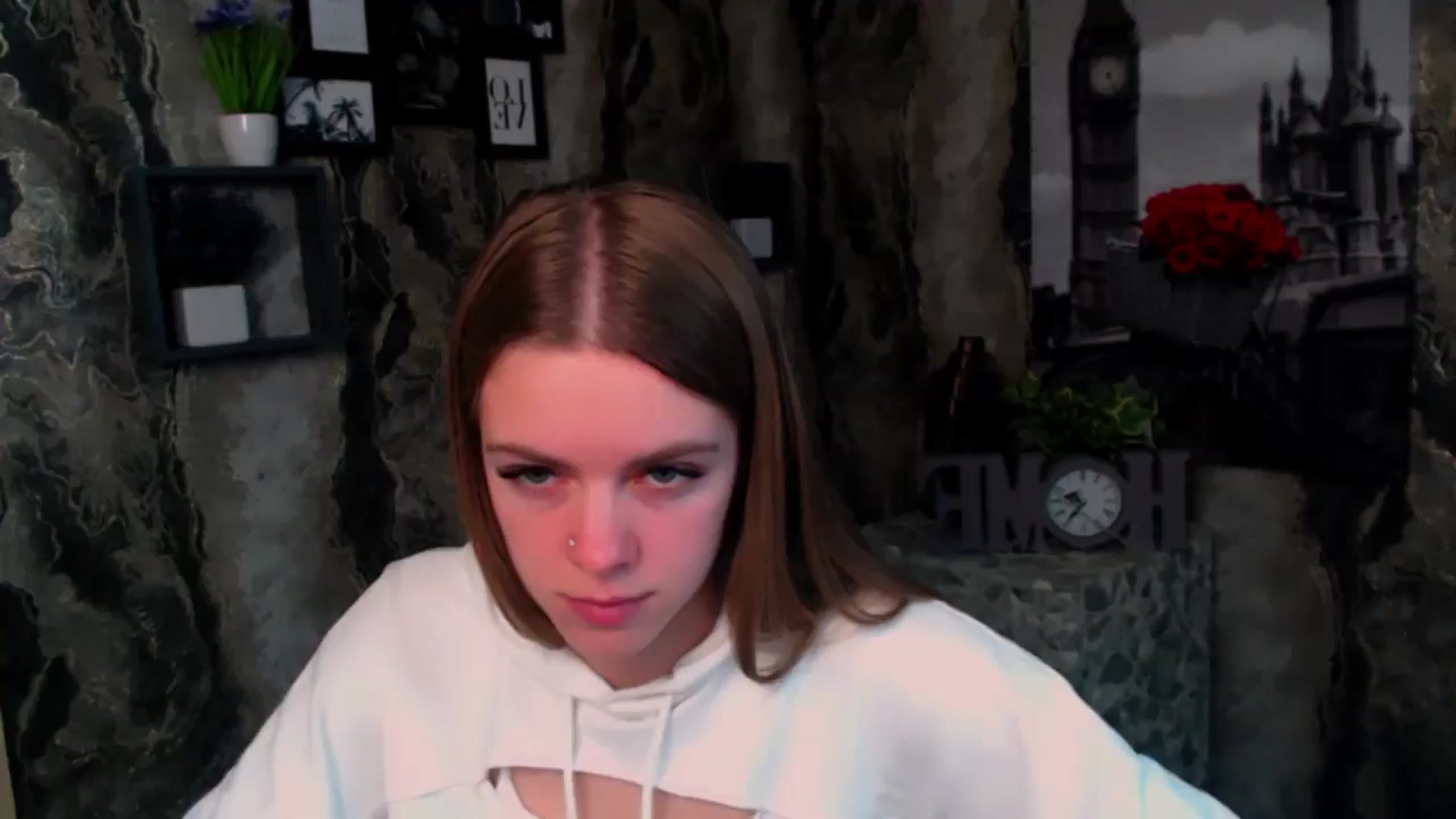 Gallery image thumbnail from NikolTepliss_'s myfreecams stream on, 11/03/2025, 15:29 image 10 of 20