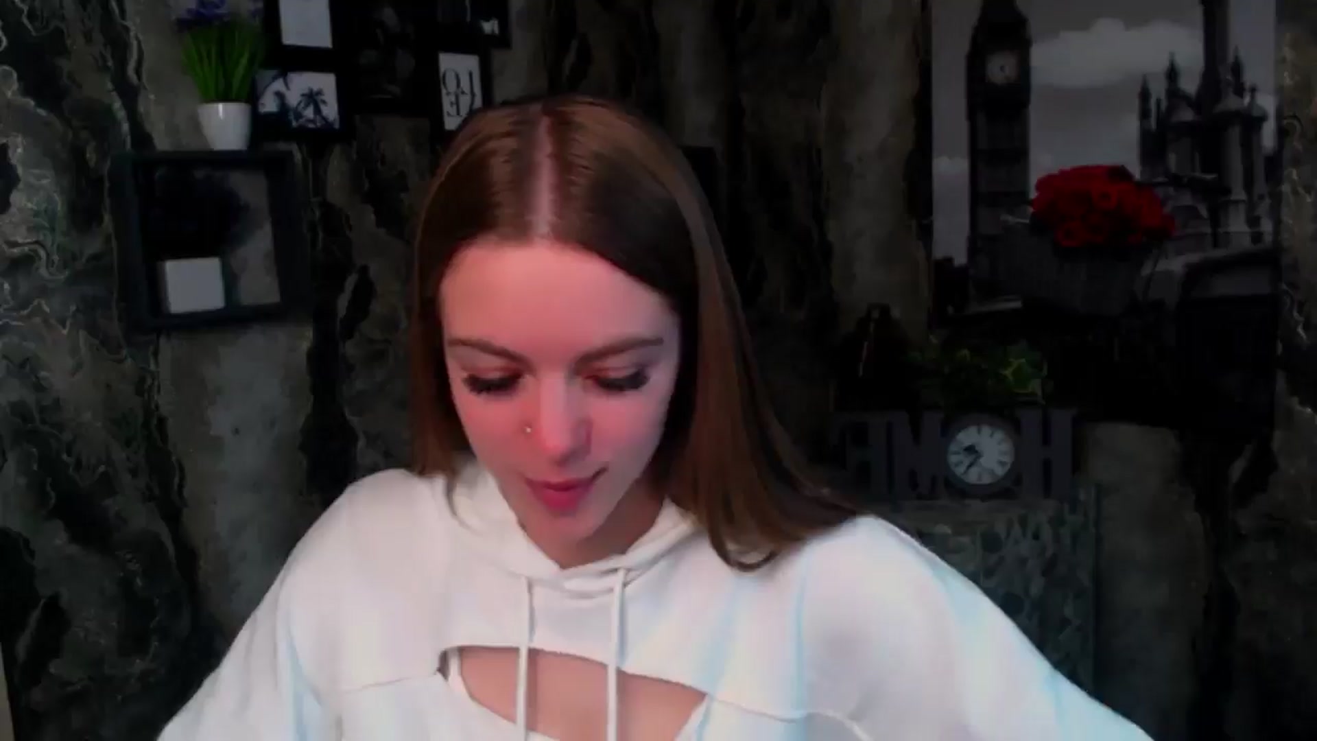 Gallery image thumbnail from NikolTepliss_'s myfreecams stream on, 11/03/2025, 15:29 image 5 of 20