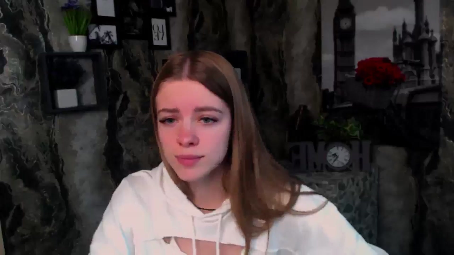 Gallery image thumbnail from NikolTepliss_'s myfreecams stream on, 11/03/2025, 15:29 image 16 of 20