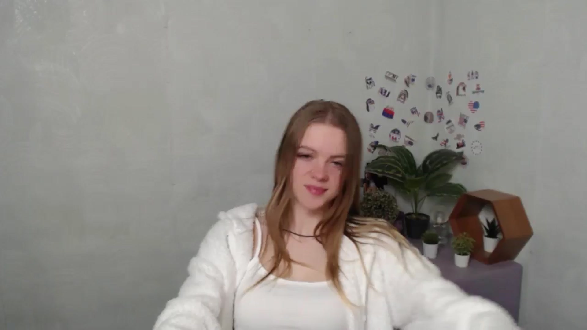 Gallery image thumbnail from NikolTepliss_'s myfreecams stream on, 11/04/2025, 11:03 image 8 of 20