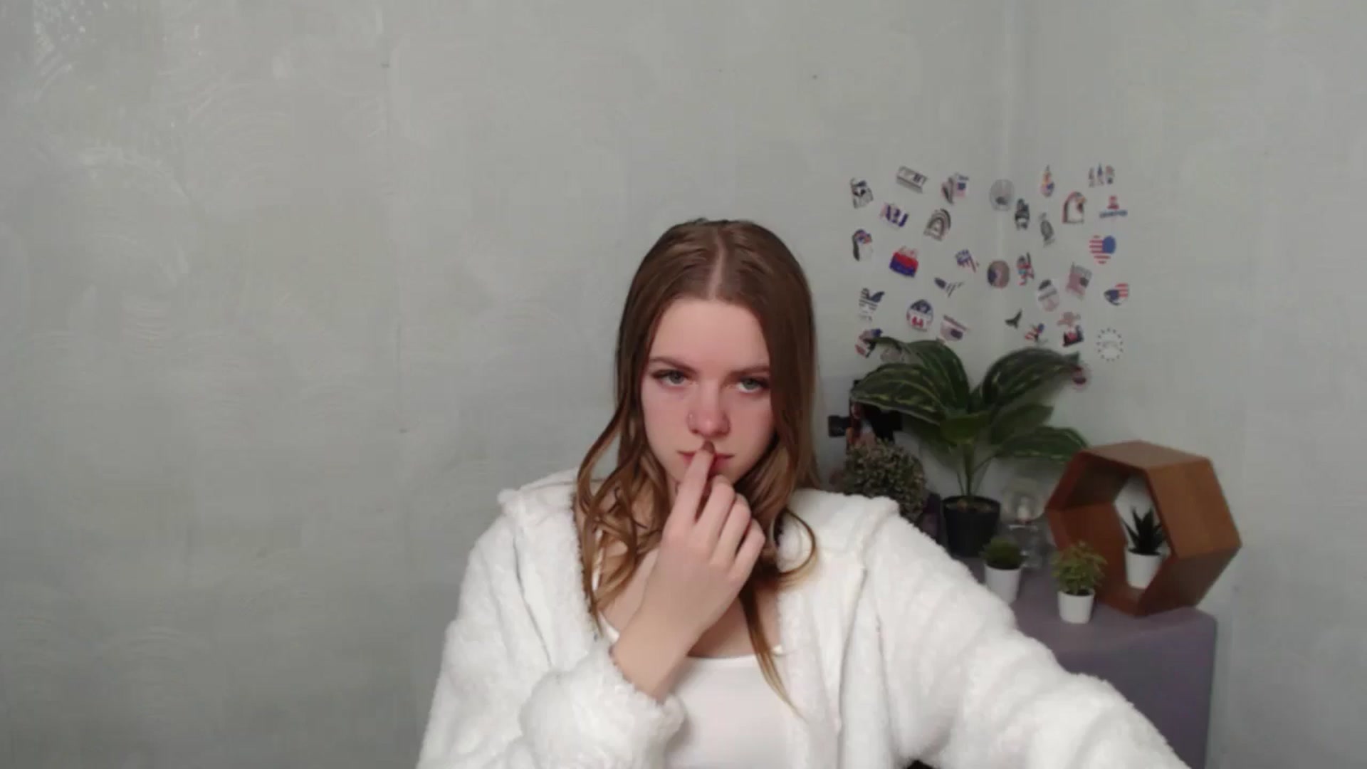 Gallery image thumbnail from NikolTepliss_'s myfreecams stream on, 11/04/2025, 11:03 image 7 of 20