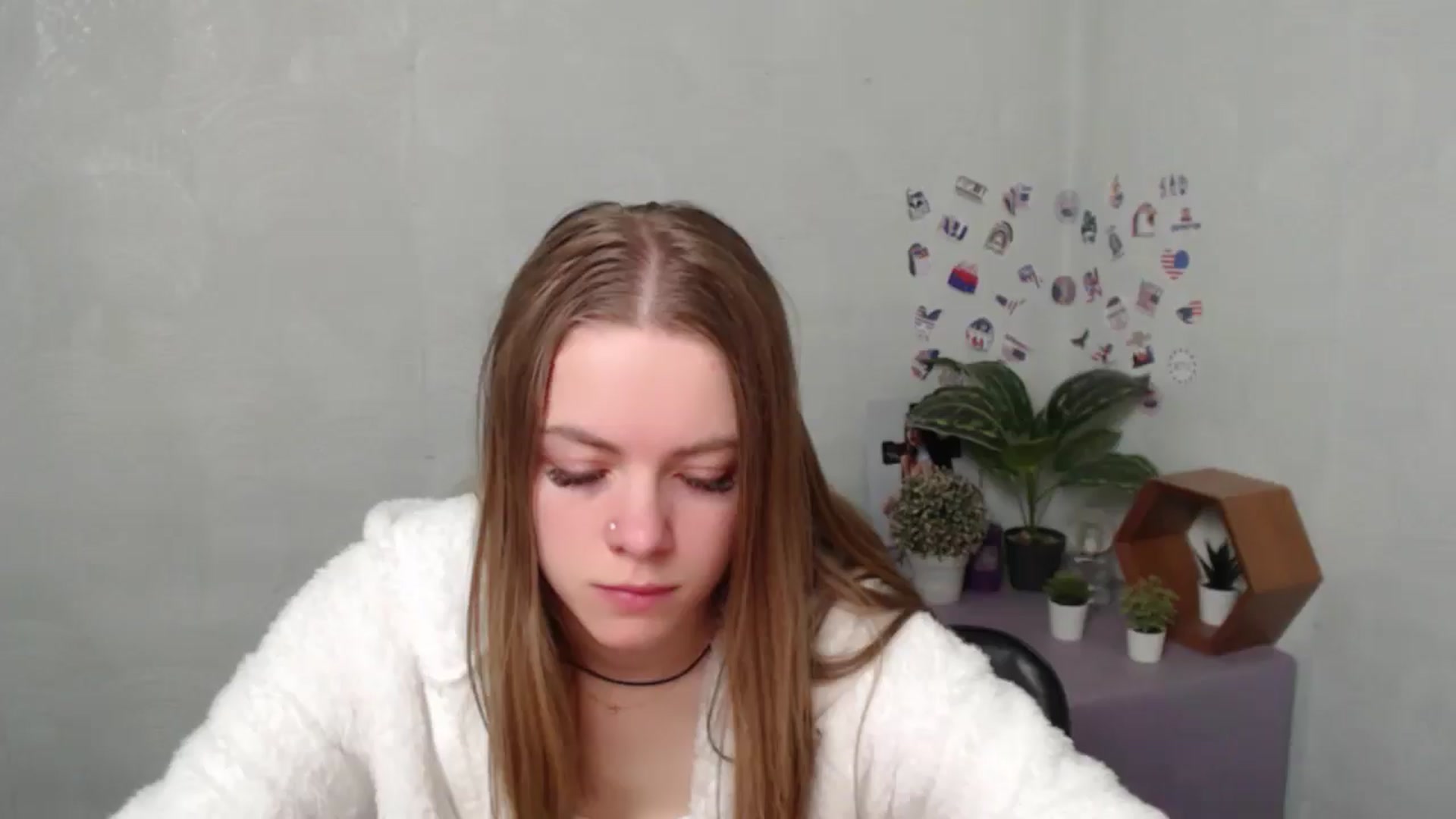 Gallery image thumbnail from NikolTepliss_'s myfreecams stream on, 11/04/2025, 11:03 image 16 of 20