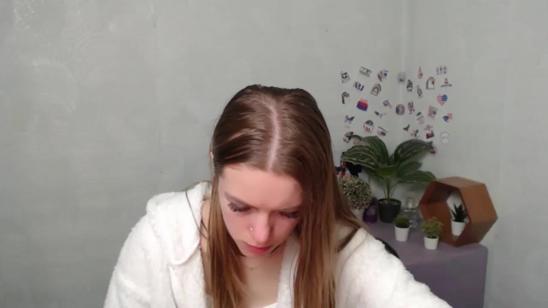 Gallery image thumbnail from NikolTepliss_'s myfreecams stream on, 11/04/2025, 11:03 image 18 of 20
