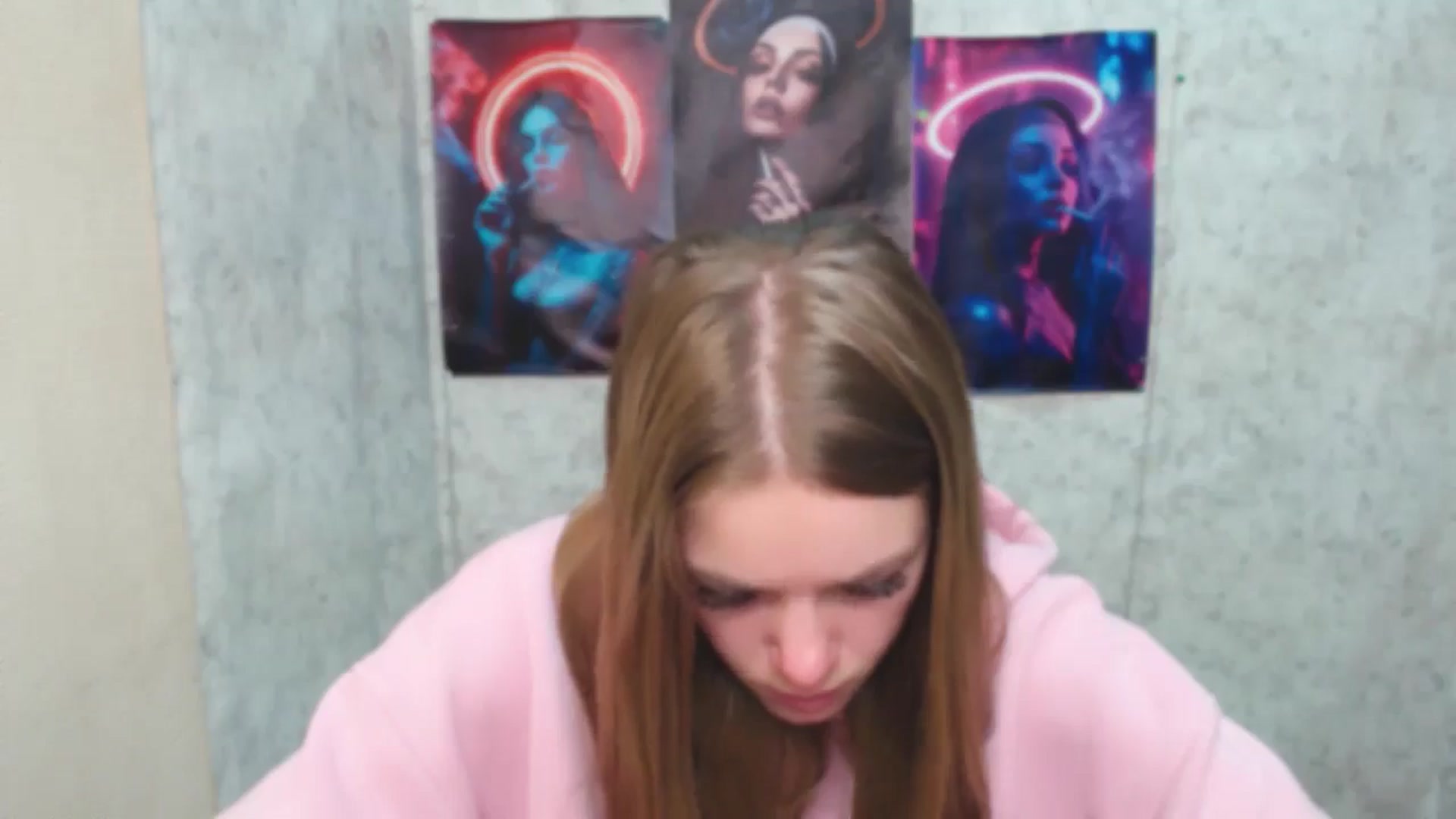Gallery image thumbnail from NikolTepliss_'s myfreecams stream on, 11/10/2025, 11:00 image 15 of 20