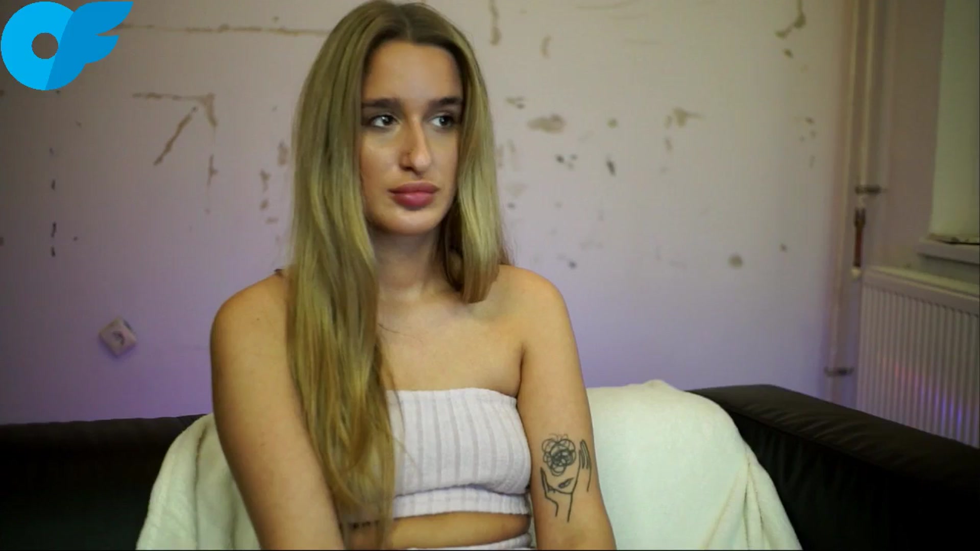 Gallery image thumbnail from Nikole18's myfreecams stream on, 11/03/2025, 19:59 image 8 of 20