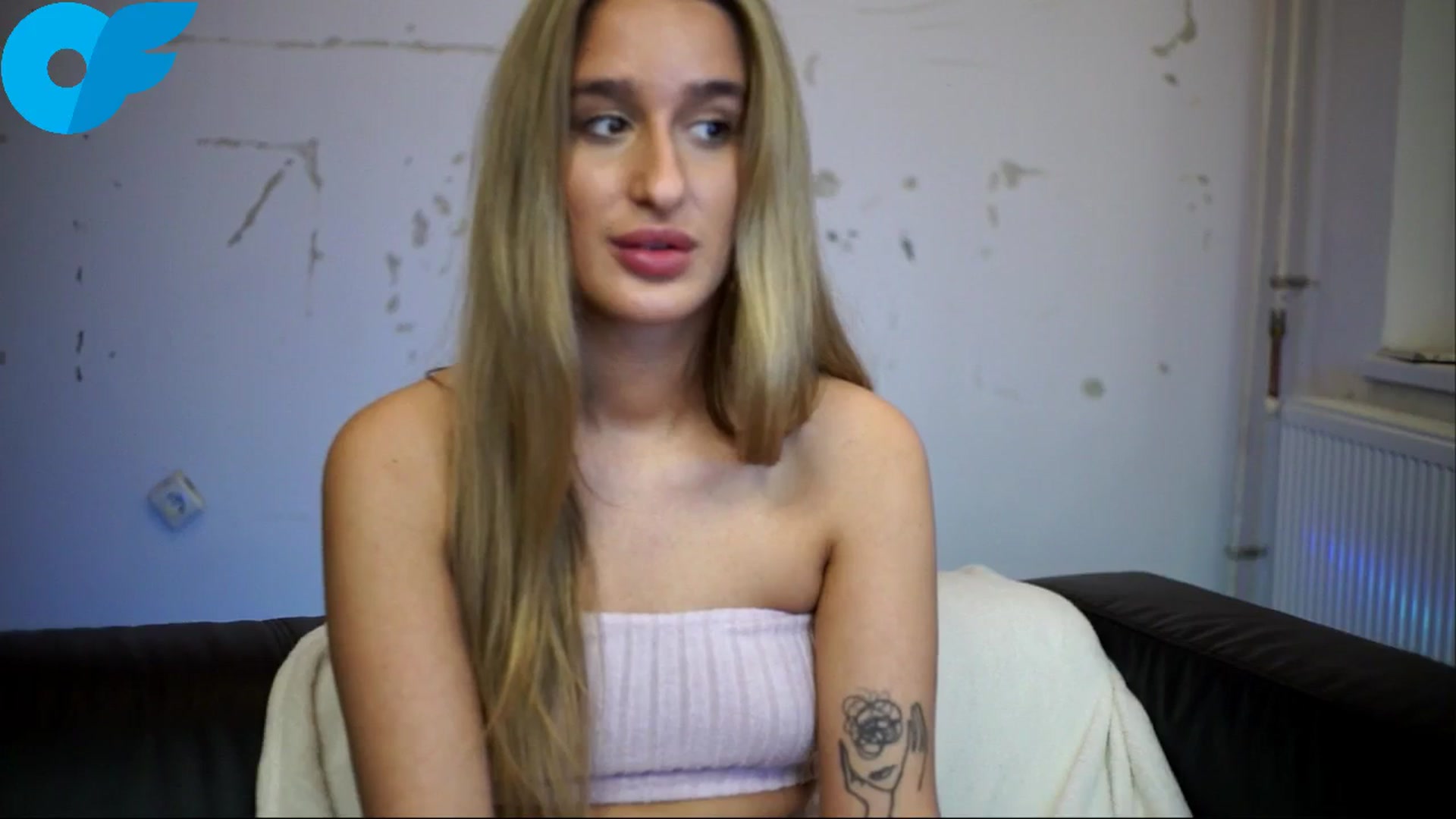 Gallery image thumbnail from Nikole18's myfreecams stream on, 11/03/2025, 19:59 image 11 of 20
