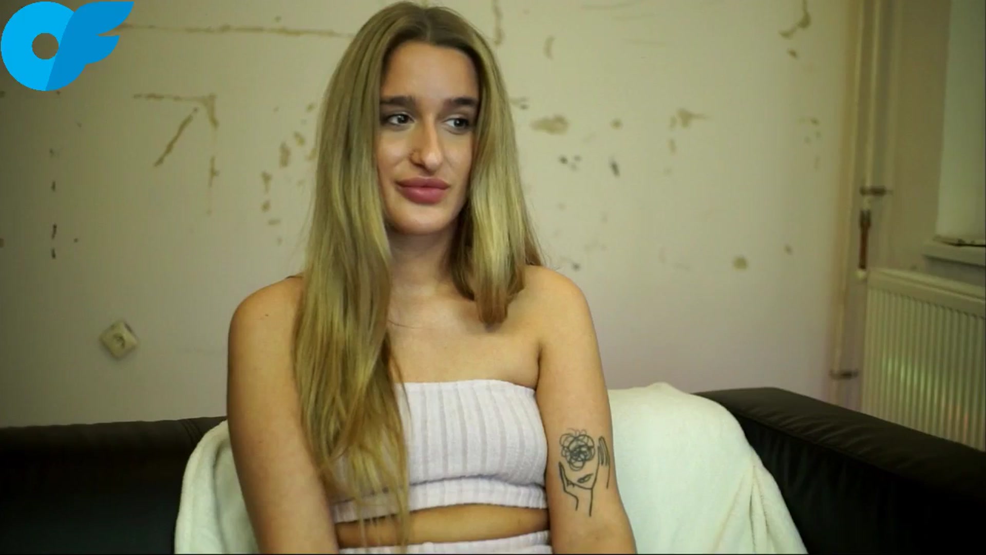 Gallery image thumbnail from Nikole18's myfreecams stream on, 11/03/2025, 19:59 image 15 of 20