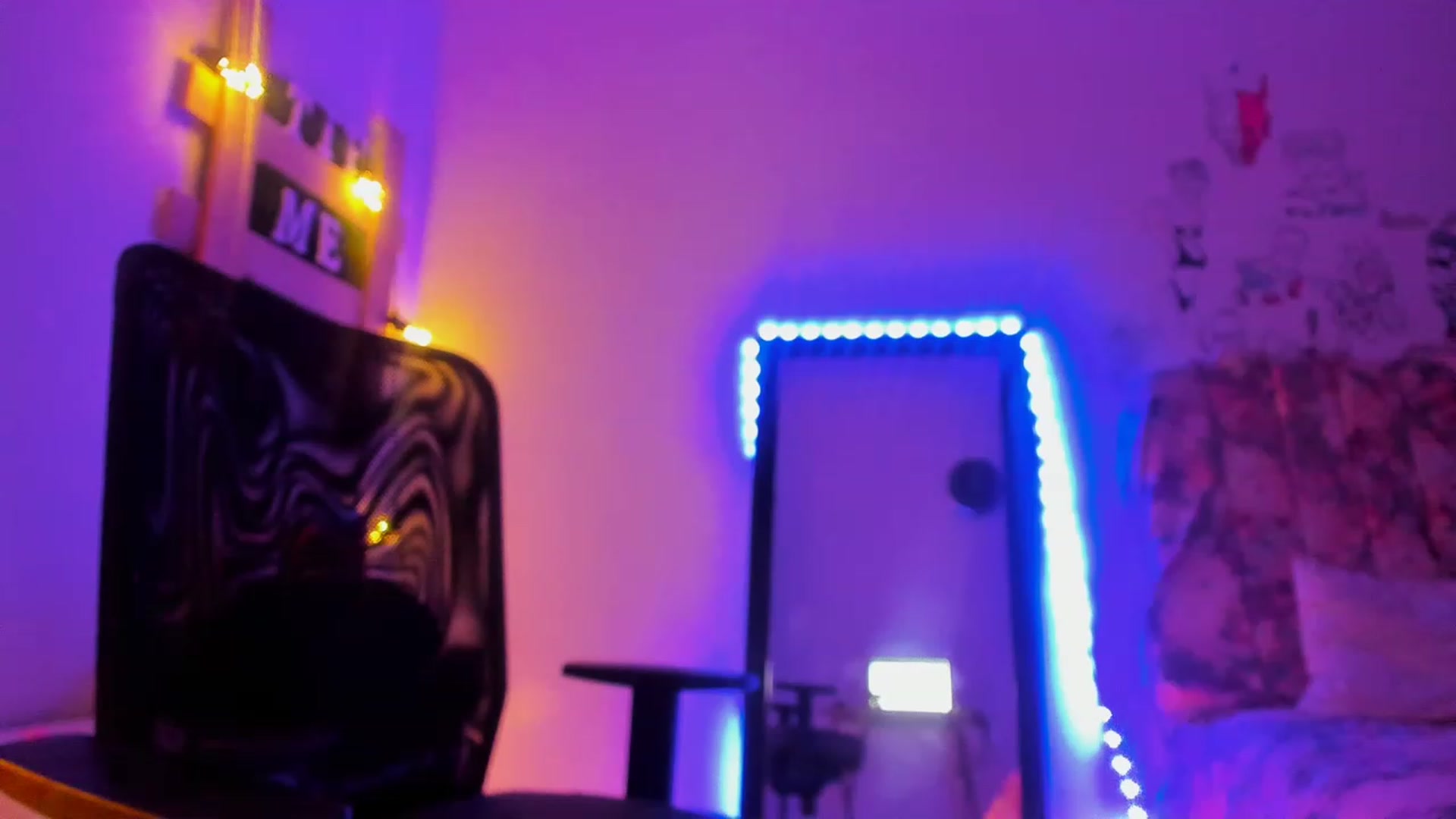 Gallery image thumbnail from NikoleSay's myfreecams stream on, 07/10/2023, 24:51 image 20 of 20