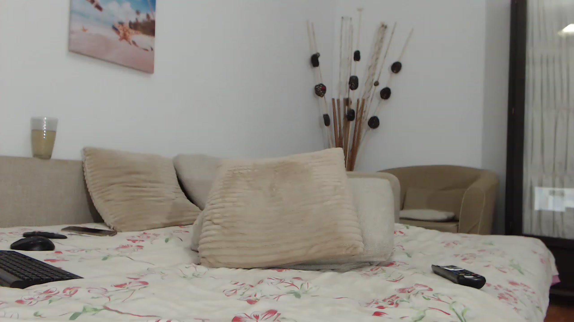 Gallery image thumbnail from Nikolle_01's myfreecams stream on, 12/02/2022, 14:50 image 20 of 20