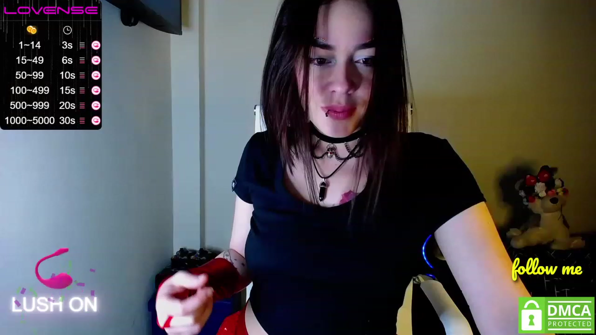 Gallery image thumbnail from Nikolle_8's myfreecams stream on, 03/05/2023, 02:05 image 15 of 20