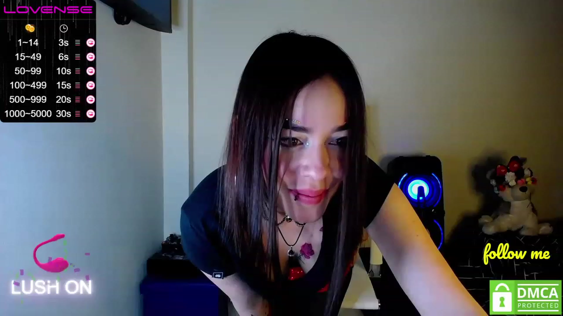 Gallery image thumbnail from Nikolle_8's myfreecams stream on, 03/05/2023, 02:05 image 12 of 20