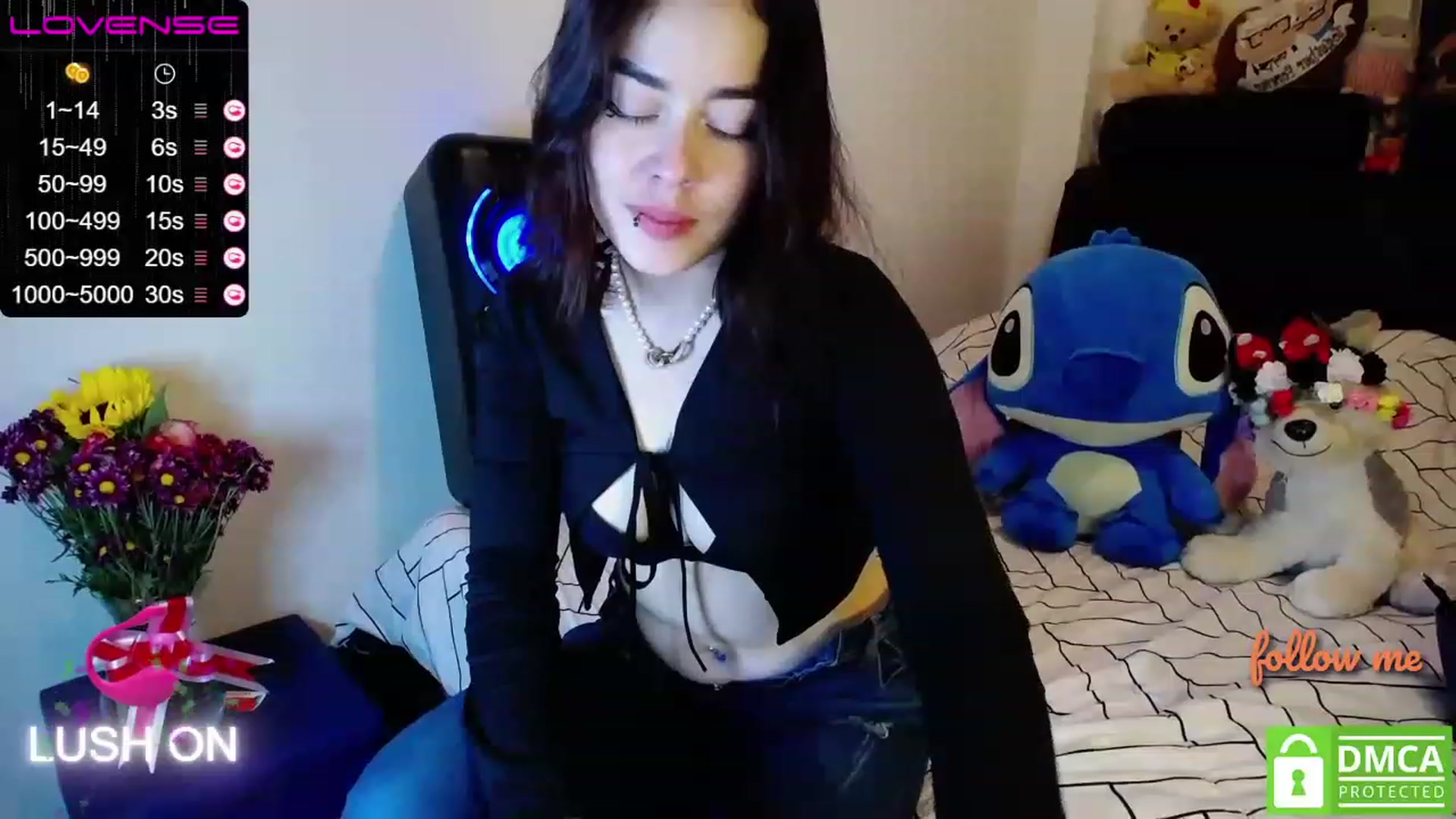 Gallery image thumbnail from Nikolle_8's myfreecams stream on, 03/09/2023, 02:05 image 10 of 20