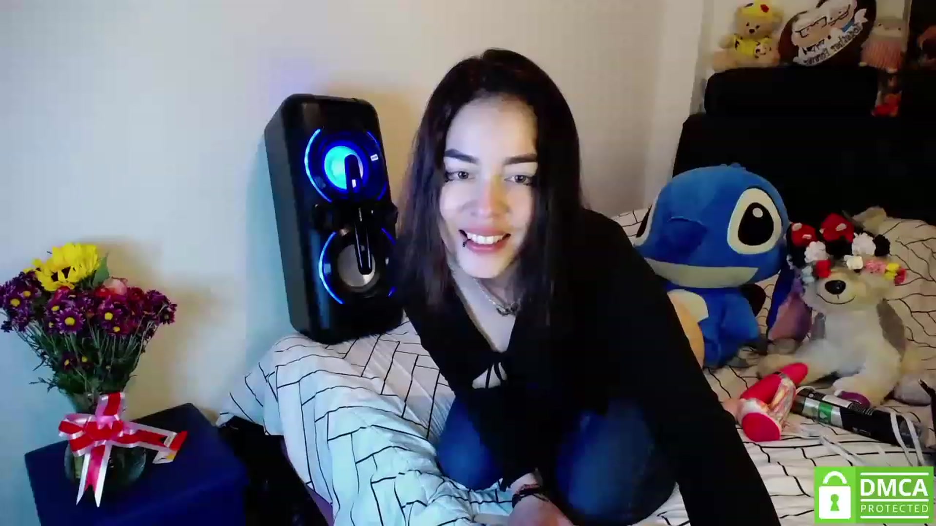 Gallery image thumbnail from Nikolle_8's myfreecams stream on, 03/09/2023, 04:12 image 17 of 20